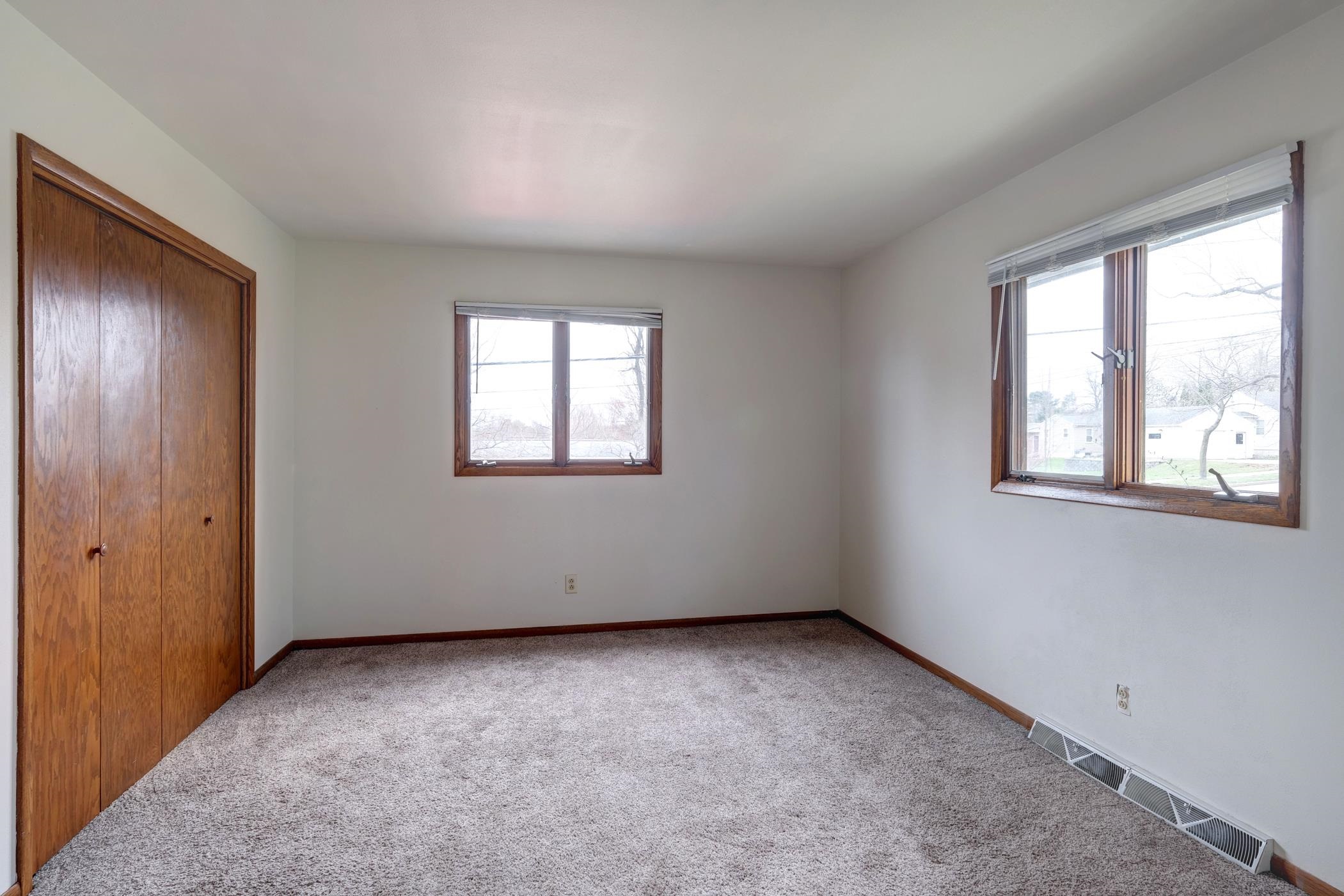 1203 HOLUB STREET, Wausau, Wisconsin 54401, 3 Bedrooms Bedrooms, ,2 BathroomsBathrooms,Residential,For Sale,1203 HOLUB STREET,22601519