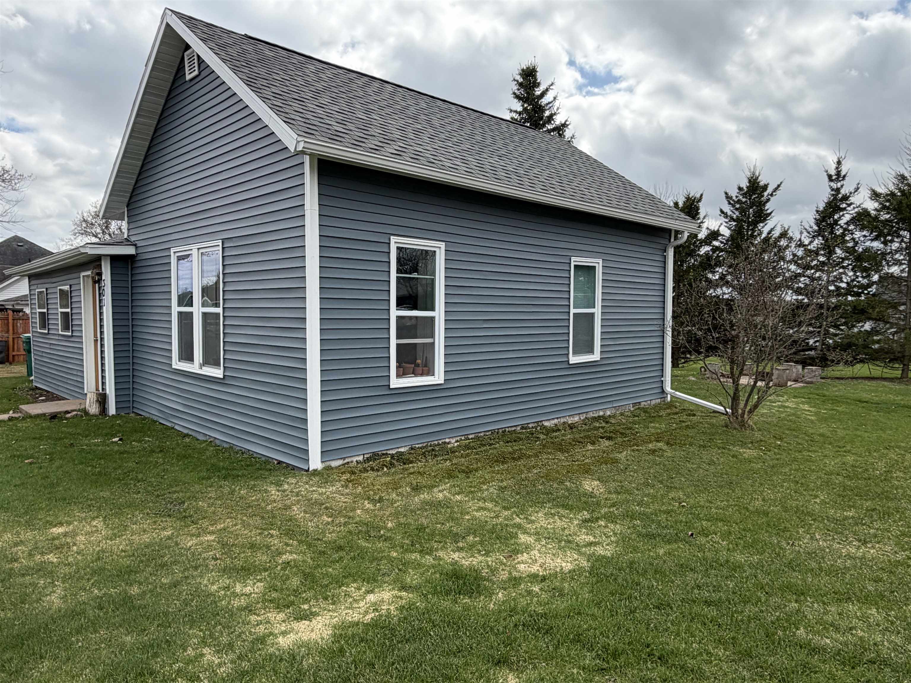 301 S THIRD STREET, Colby, Wisconsin 54421, 2 Bedrooms Bedrooms, ,1 BathroomBathrooms,Residential,For Sale,301 S THIRD STREET,22601520