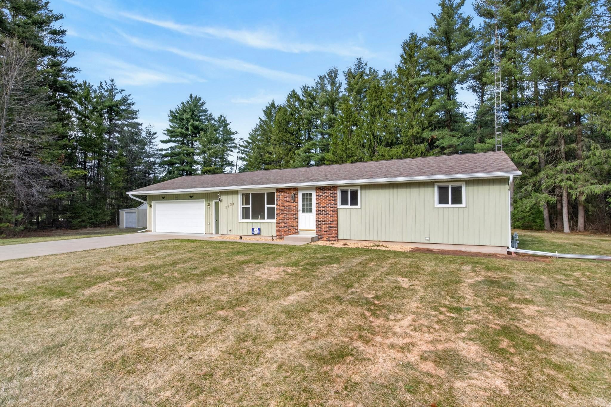 5721 WINTERGREEN DRIVE, Wisconsin Rapids, Wisconsin 54494, 3 Bedrooms Bedrooms, ,1 BathroomBathrooms,Residential,For Sale,5721 WINTERGREEN DRIVE,22601525