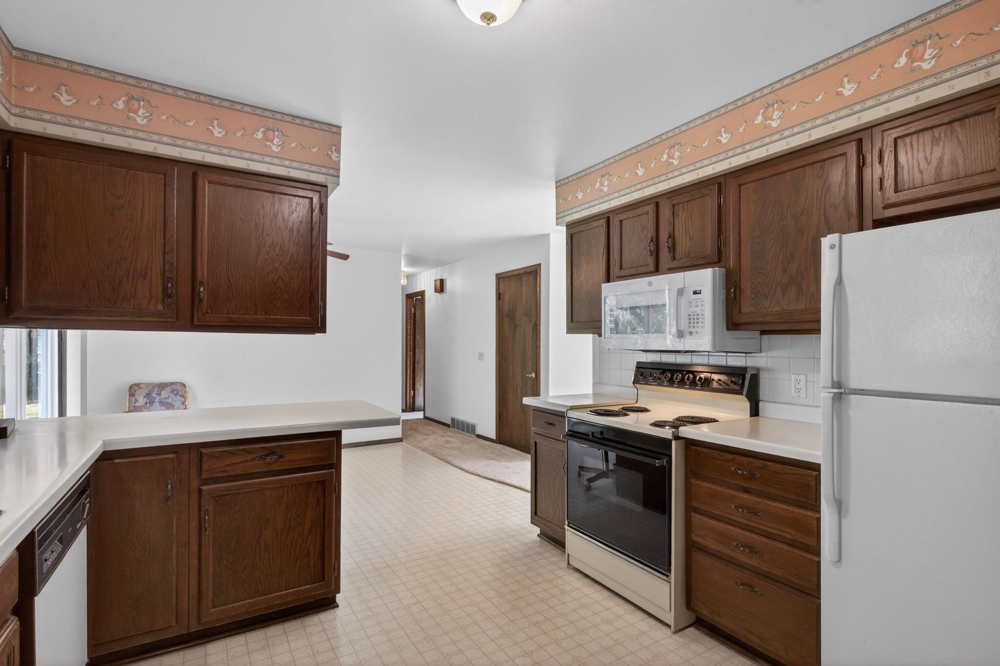 5721 WINTERGREEN DRIVE, Wisconsin Rapids, Wisconsin 54494, 3 Bedrooms Bedrooms, ,1 BathroomBathrooms,Residential,For Sale,5721 WINTERGREEN DRIVE,22601525