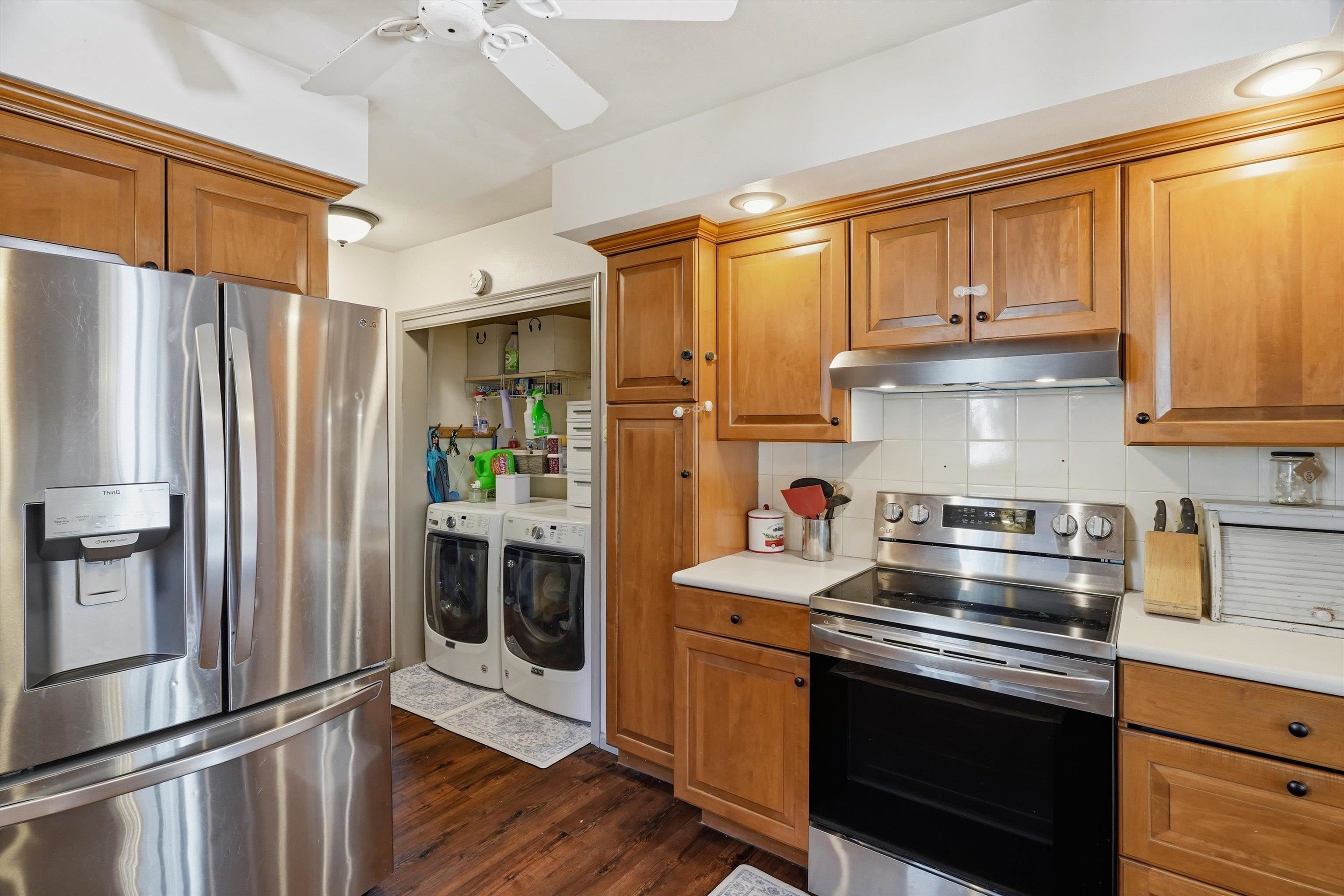 512 HARDACRE AVENUE, Marshfield, Wisconsin 54449, 4 Bedrooms Bedrooms, ,2 BathroomsBathrooms,Residential,For Sale,512 HARDACRE AVENUE,22601528