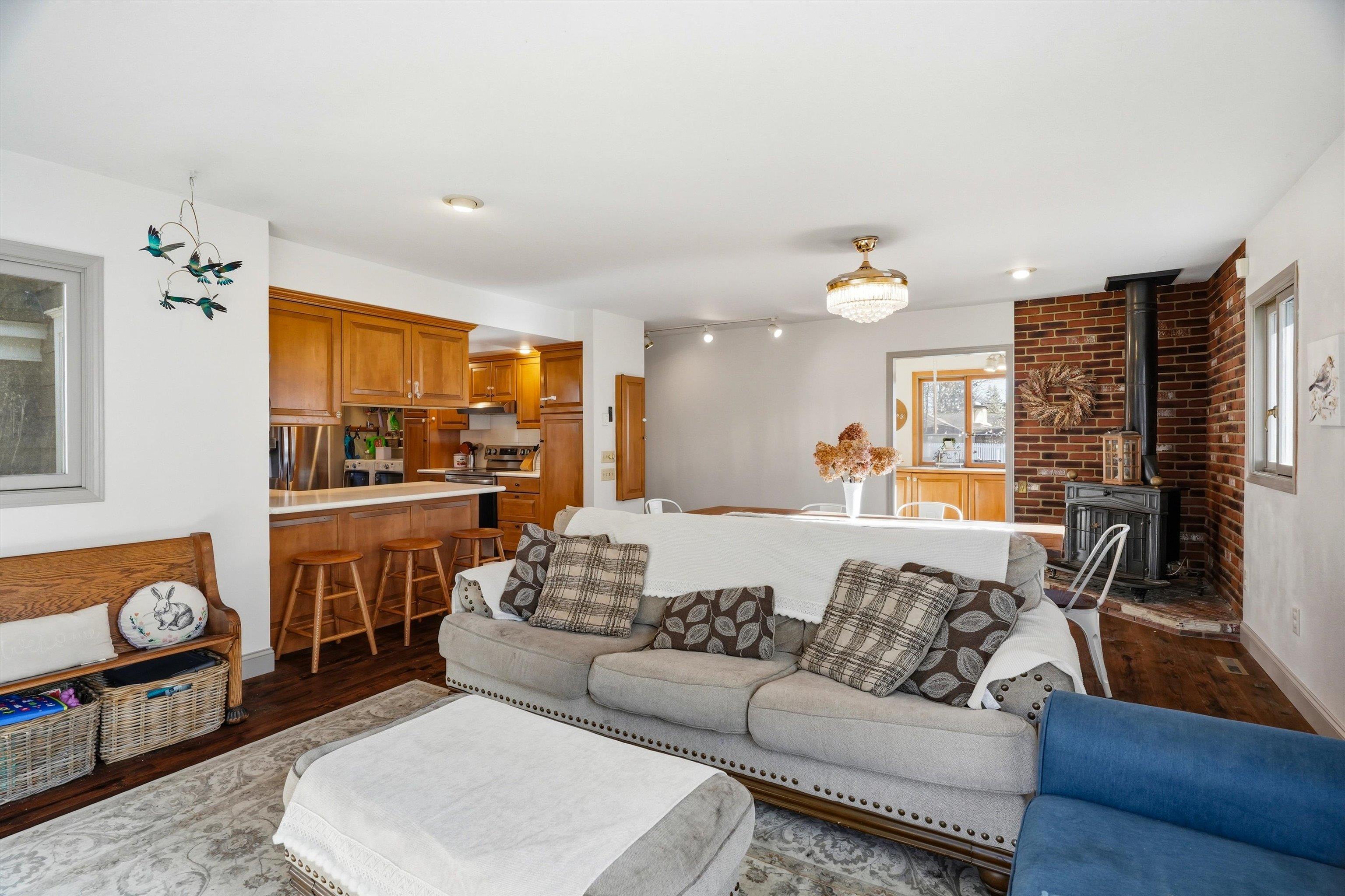 512 HARDACRE AVENUE, Marshfield, Wisconsin 54449, 4 Bedrooms Bedrooms, ,2 BathroomsBathrooms,Residential,For Sale,512 HARDACRE AVENUE,22601528