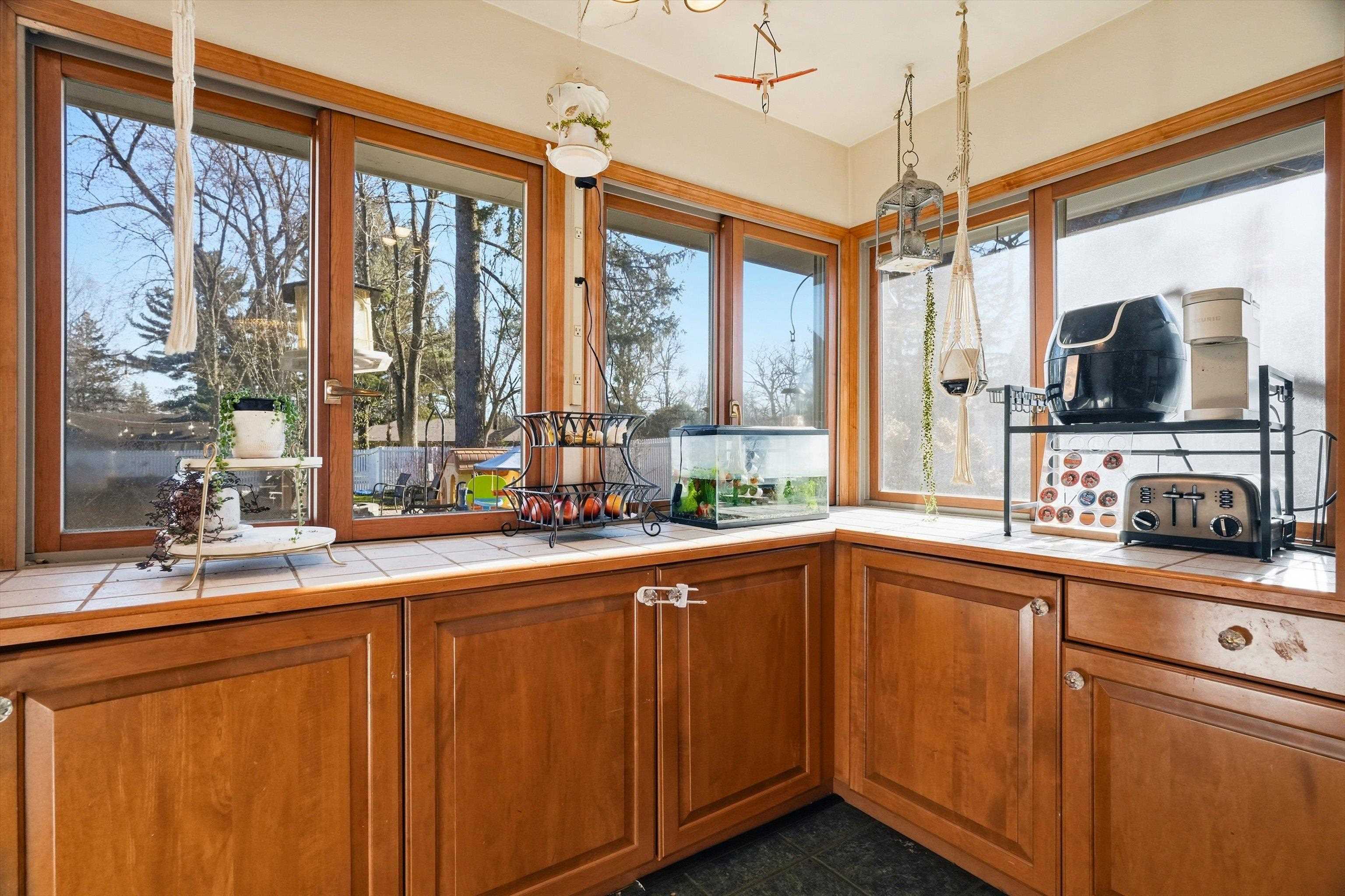 512 HARDACRE AVENUE, Marshfield, Wisconsin 54449, 4 Bedrooms Bedrooms, ,2 BathroomsBathrooms,Residential,For Sale,512 HARDACRE AVENUE,22601528