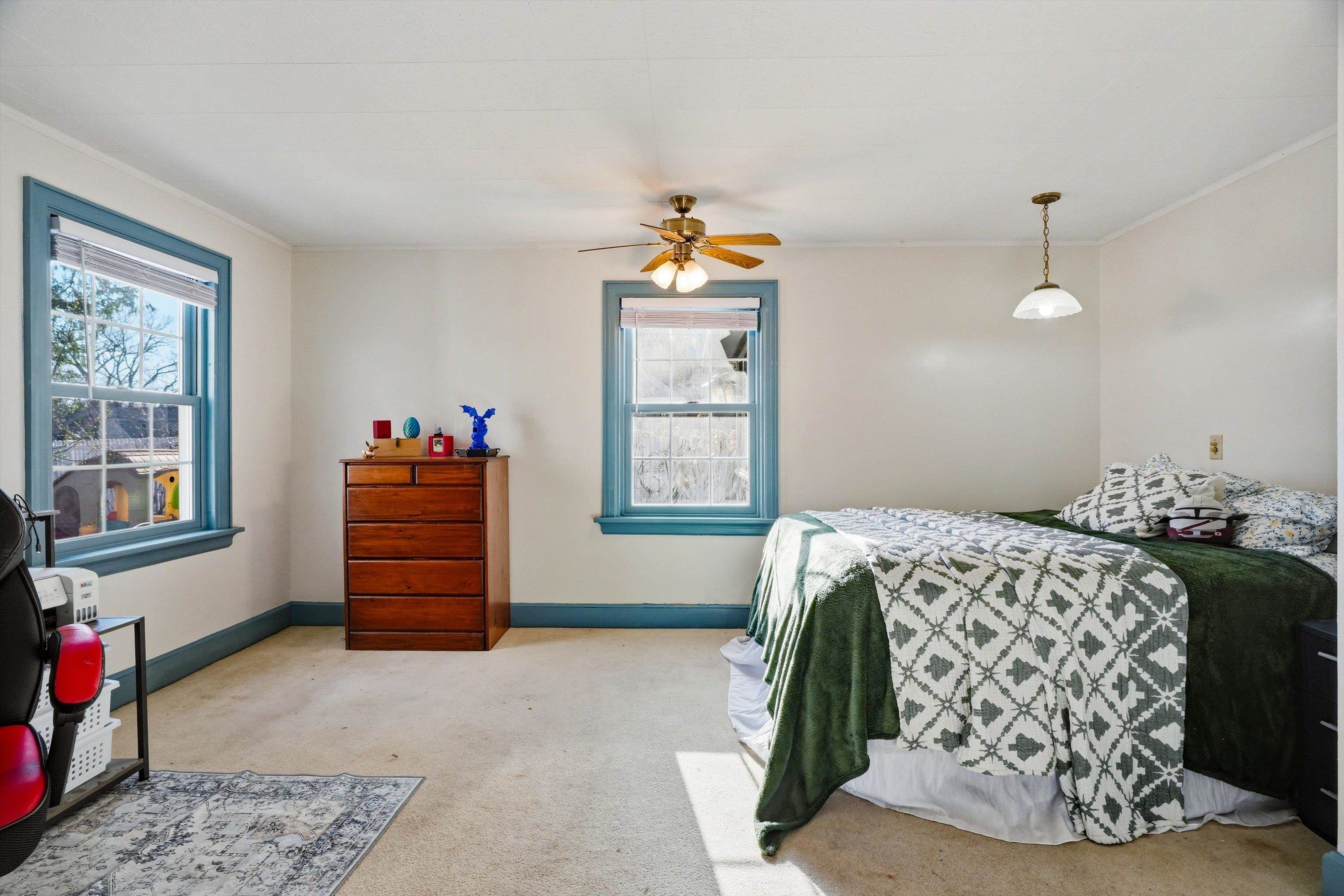 512 HARDACRE AVENUE, Marshfield, Wisconsin 54449, 4 Bedrooms Bedrooms, ,2 BathroomsBathrooms,Residential,For Sale,512 HARDACRE AVENUE,22601528