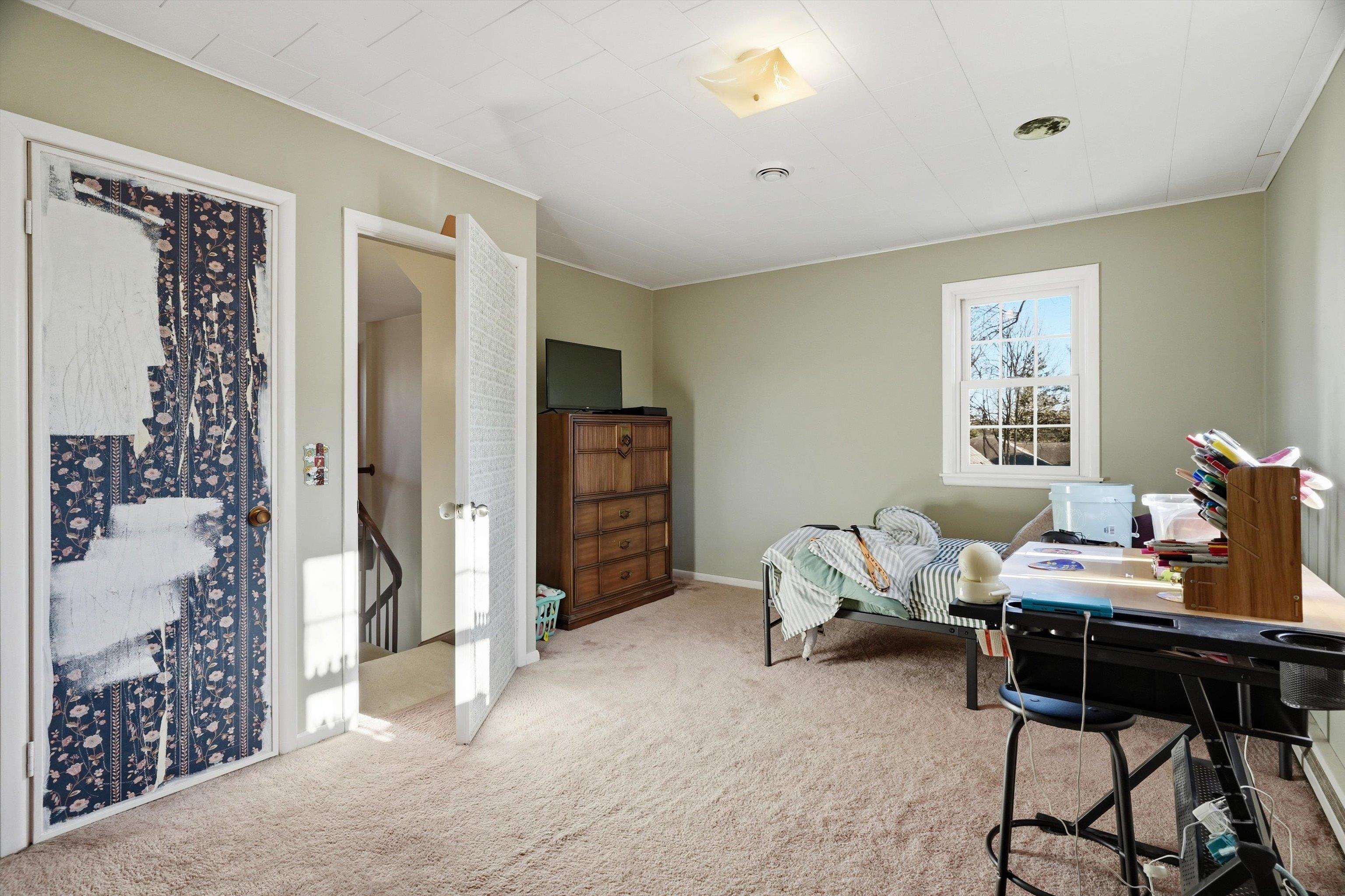 512 HARDACRE AVENUE, Marshfield, Wisconsin 54449, 4 Bedrooms Bedrooms, ,2 BathroomsBathrooms,Residential,For Sale,512 HARDACRE AVENUE,22601528