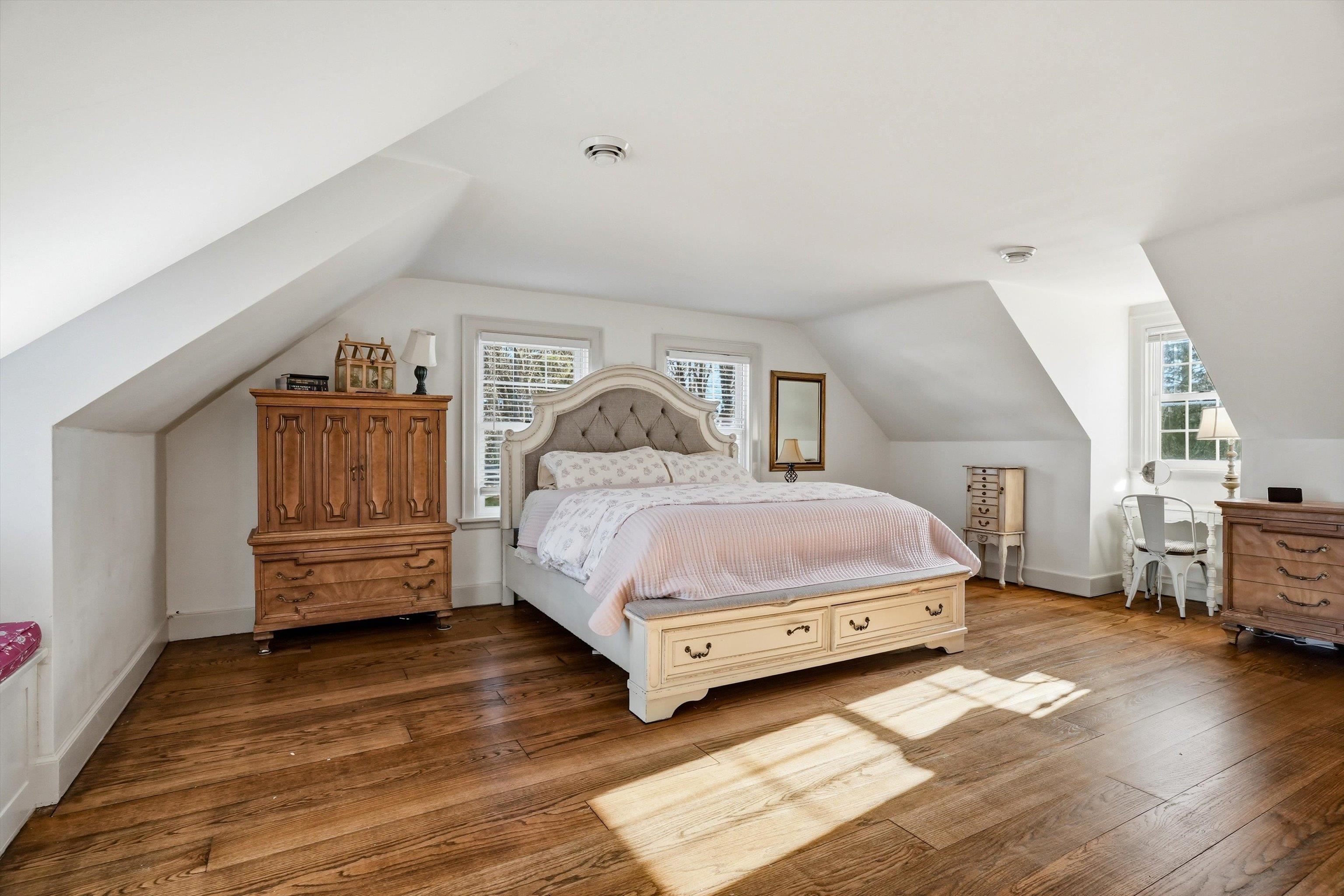 512 HARDACRE AVENUE, Marshfield, Wisconsin 54449, 4 Bedrooms Bedrooms, ,2 BathroomsBathrooms,Residential,For Sale,512 HARDACRE AVENUE,22601528