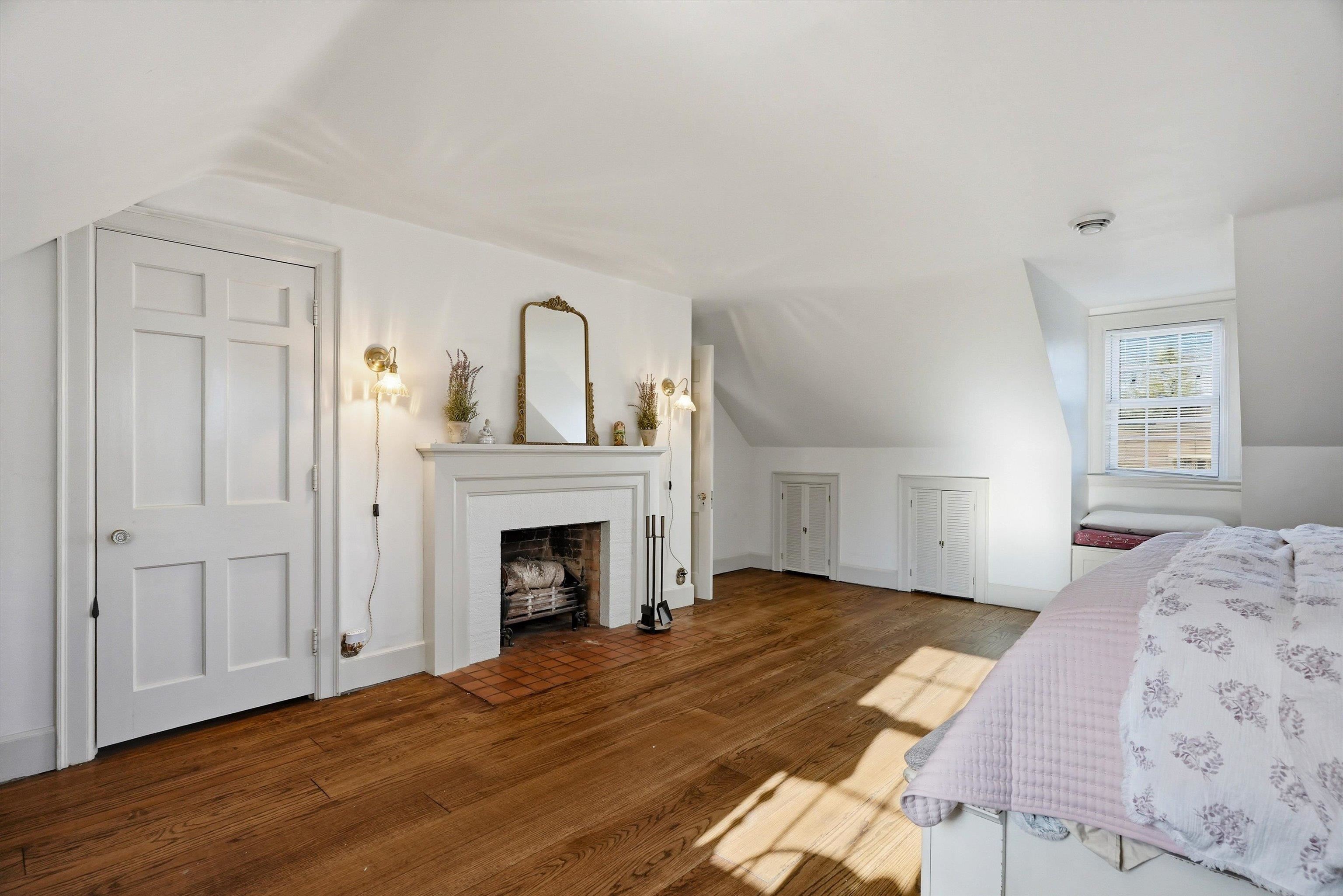 512 HARDACRE AVENUE, Marshfield, Wisconsin 54449, 4 Bedrooms Bedrooms, ,2 BathroomsBathrooms,Residential,For Sale,512 HARDACRE AVENUE,22601528