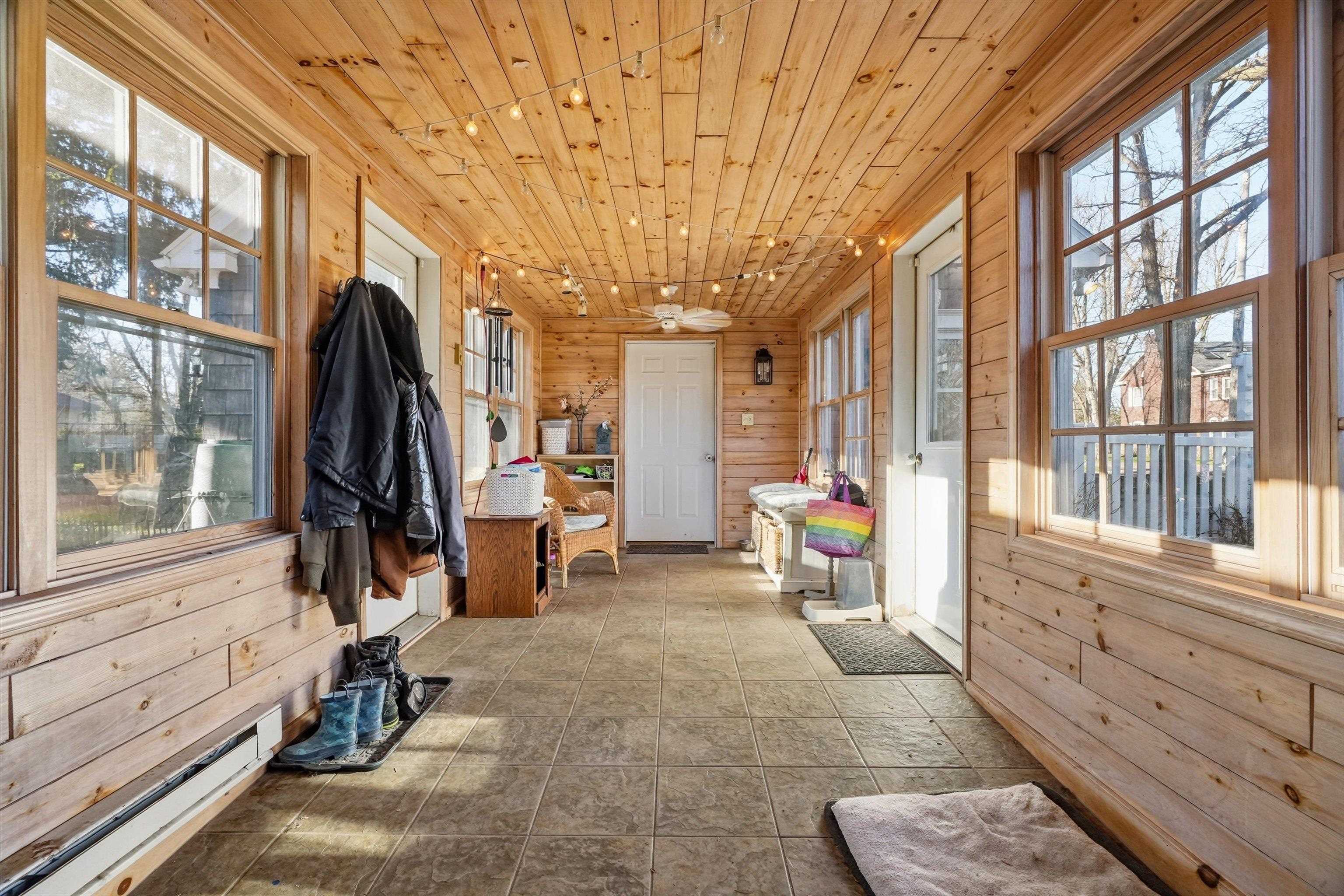 512 HARDACRE AVENUE, Marshfield, Wisconsin 54449, 4 Bedrooms Bedrooms, ,2 BathroomsBathrooms,Residential,For Sale,512 HARDACRE AVENUE,22601528