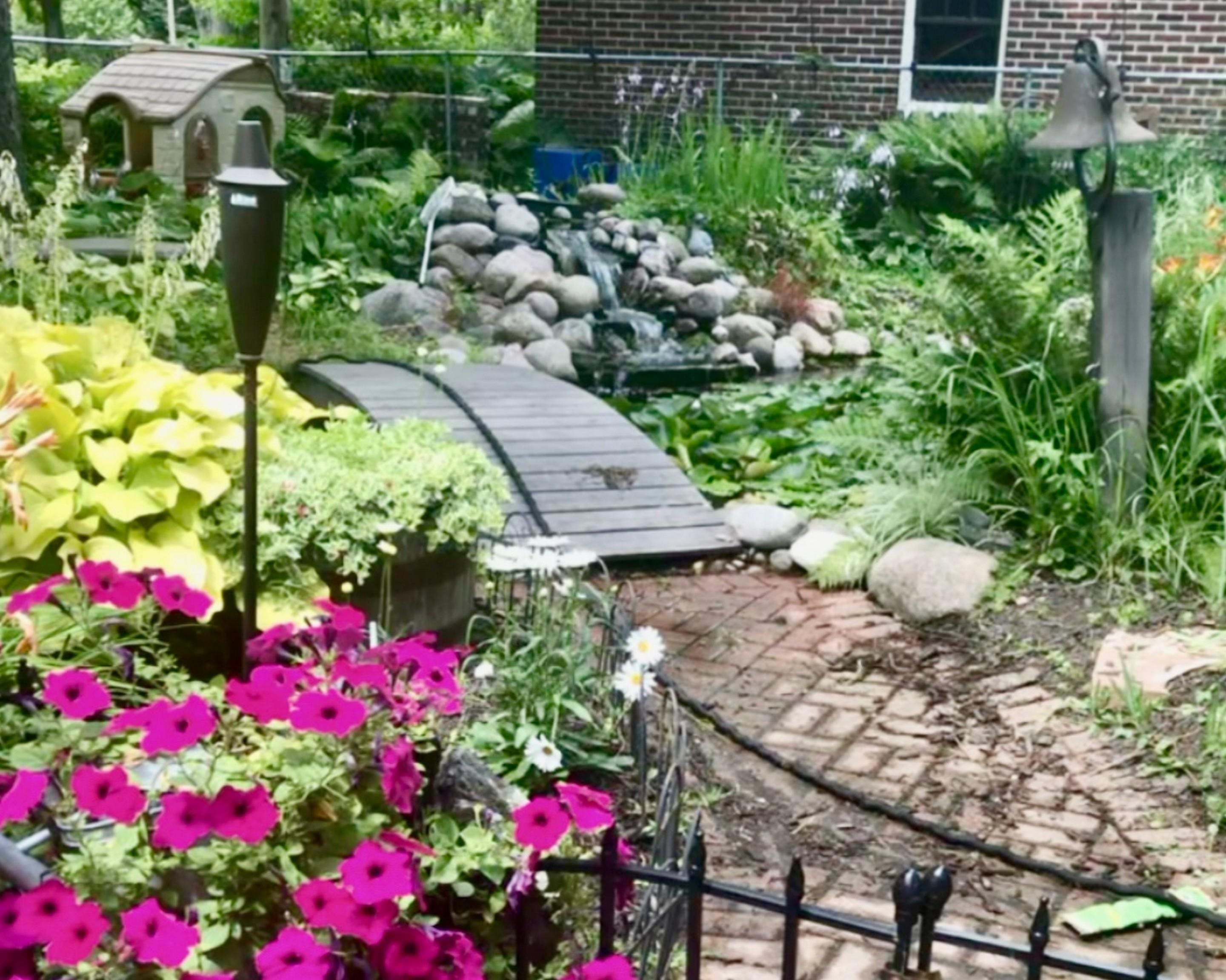 512 HARDACRE AVENUE, Marshfield, Wisconsin 54449, 4 Bedrooms Bedrooms, ,2 BathroomsBathrooms,Residential,For Sale,512 HARDACRE AVENUE,22601528