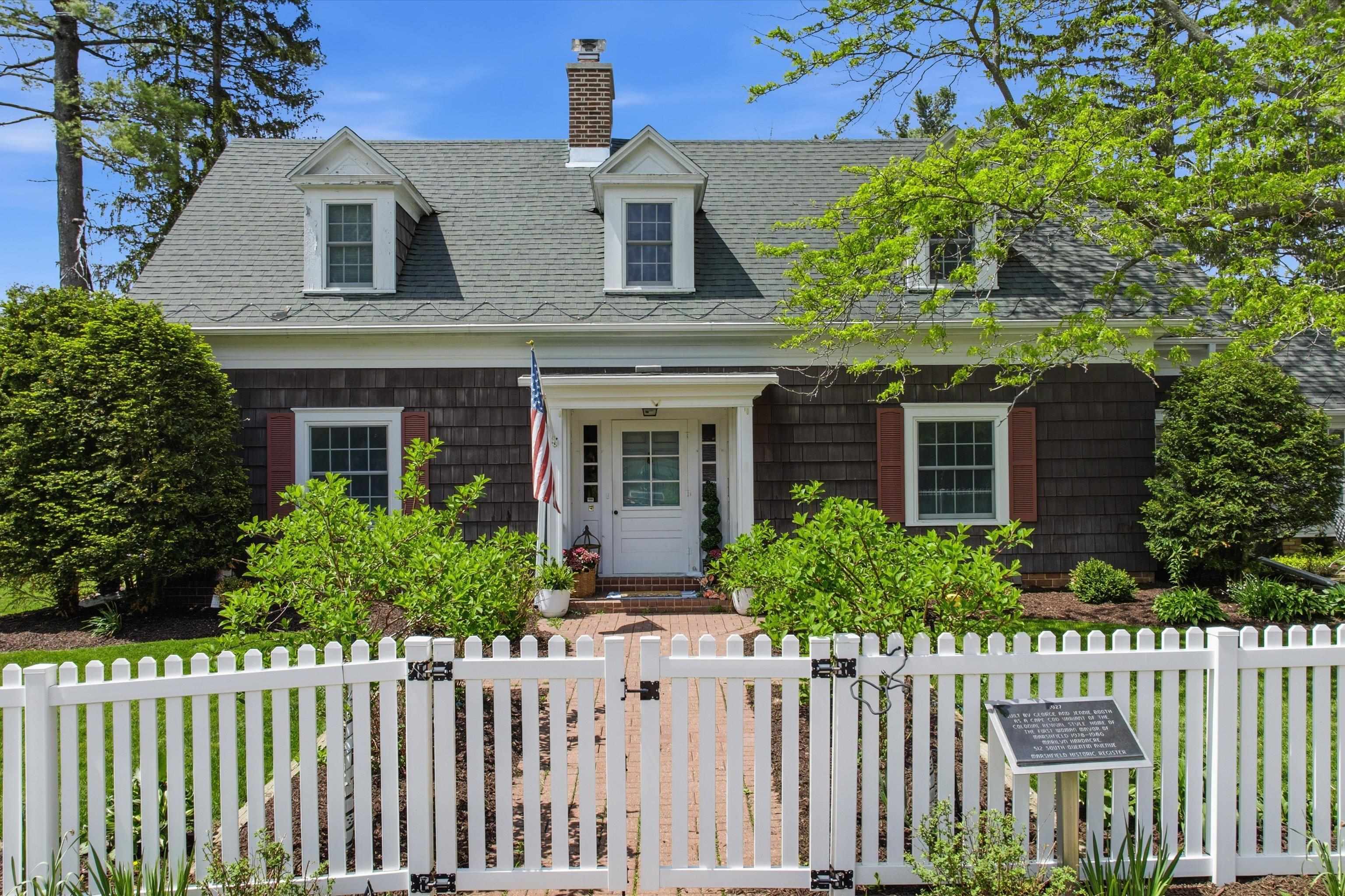 512 HARDACRE AVENUE, Marshfield, Wisconsin 54449, 4 Bedrooms Bedrooms, ,2 BathroomsBathrooms,Residential,For Sale,512 HARDACRE AVENUE,22601528