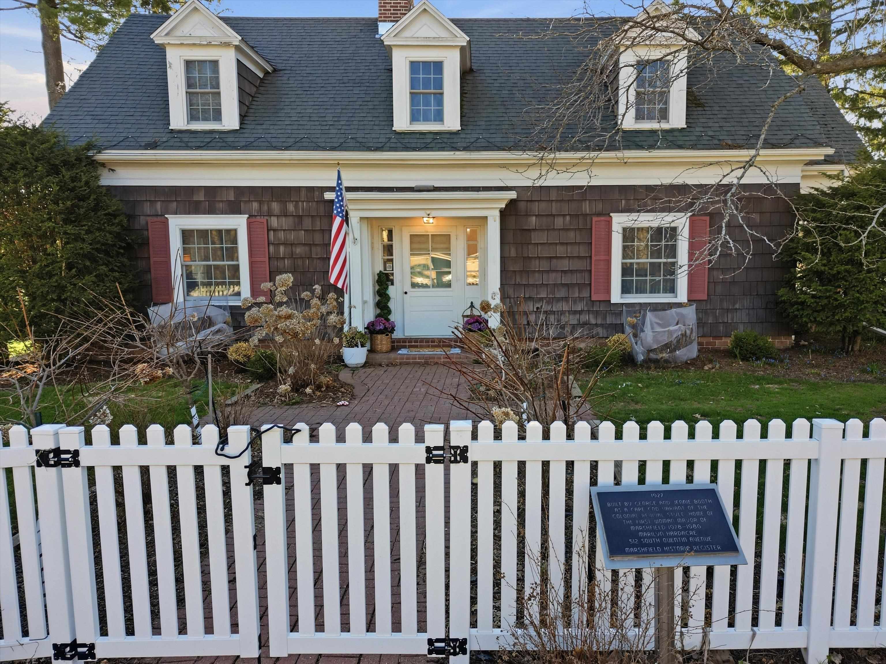 512 HARDACRE AVENUE, Marshfield, Wisconsin 54449, 4 Bedrooms Bedrooms, ,2 BathroomsBathrooms,Residential,For Sale,512 HARDACRE AVENUE,22601528