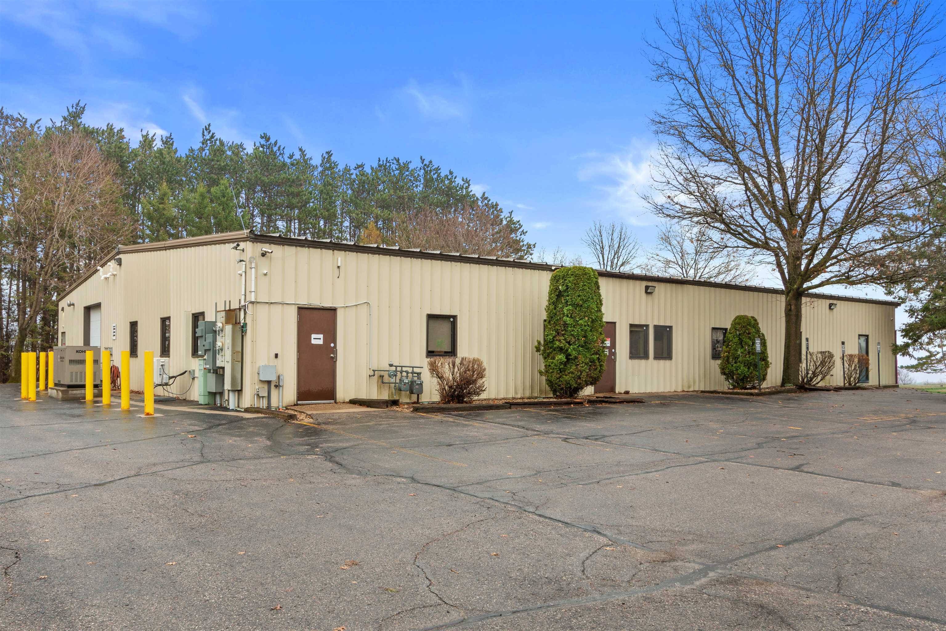 300-310 PLOVER ROAD, Plover, Wisconsin 54467, ,Commercial/industrial,For Rent,300-310 PLOVER ROAD,22601529