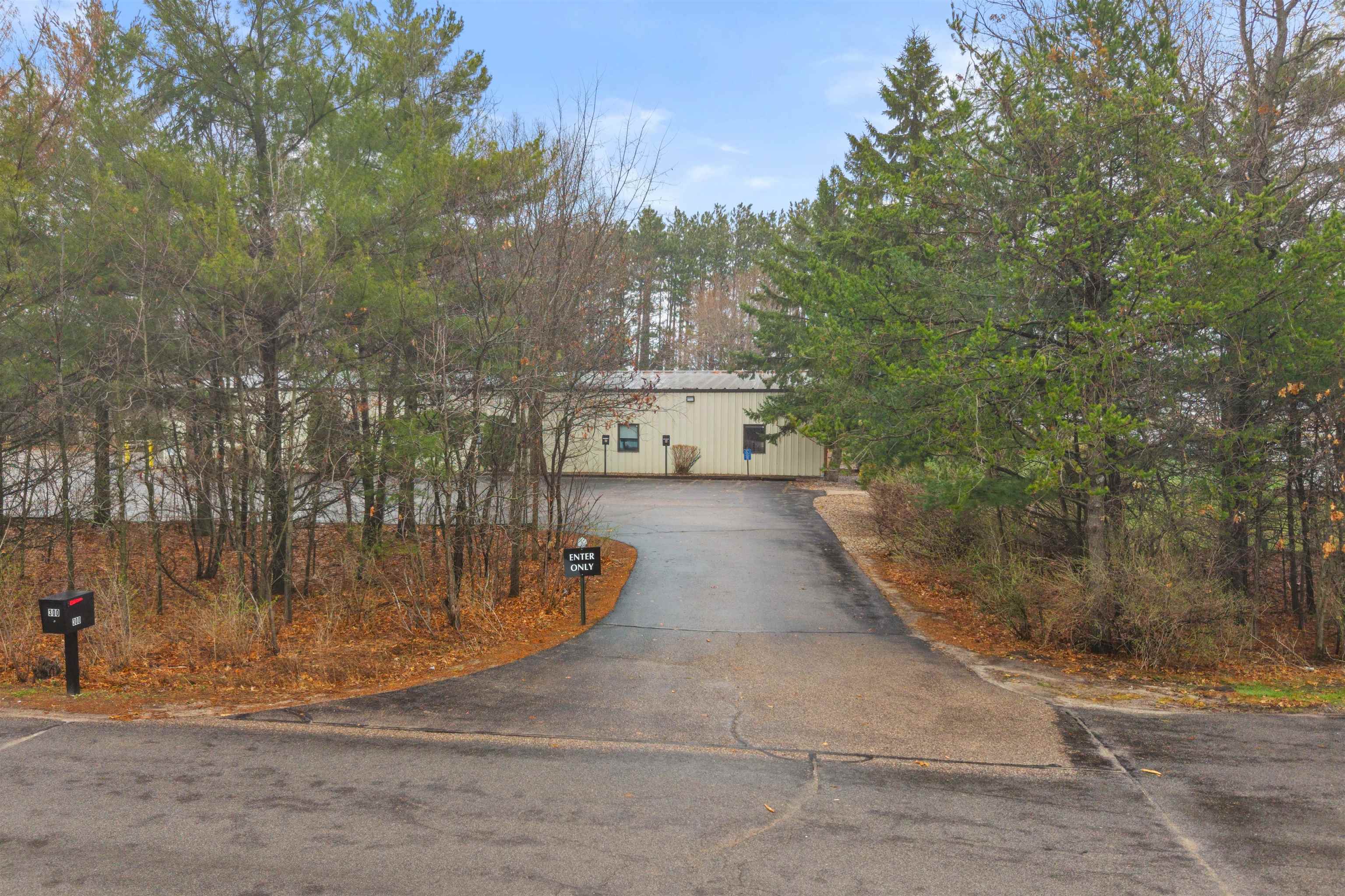 300-310 PLOVER ROAD, Plover, Wisconsin 54467, ,Commercial/industrial,For Rent,300-310 PLOVER ROAD,22601529