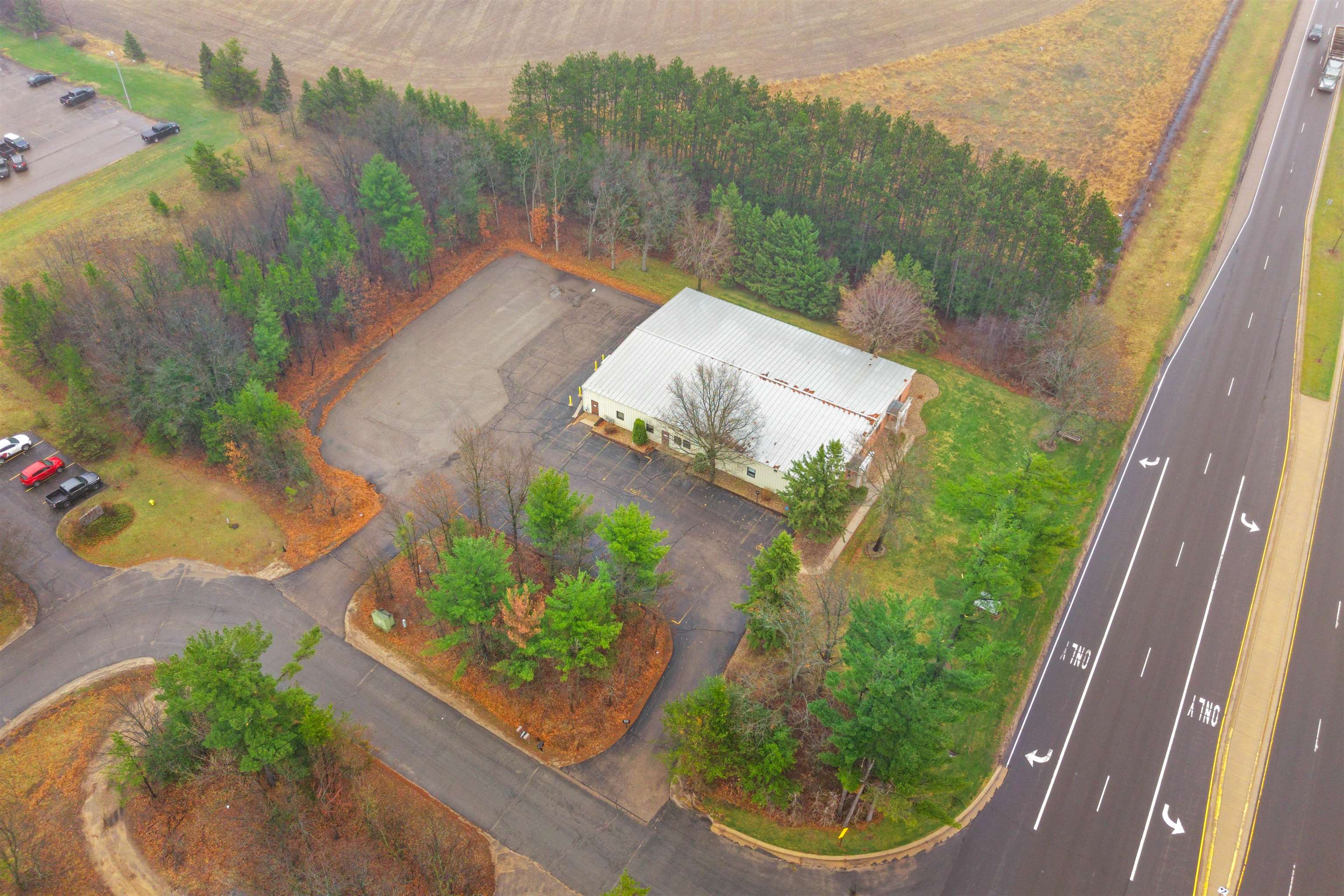 300-310 PLOVER ROAD, Plover, Wisconsin 54467, ,Commercial/industrial,For Rent,300-310 PLOVER ROAD,22601529