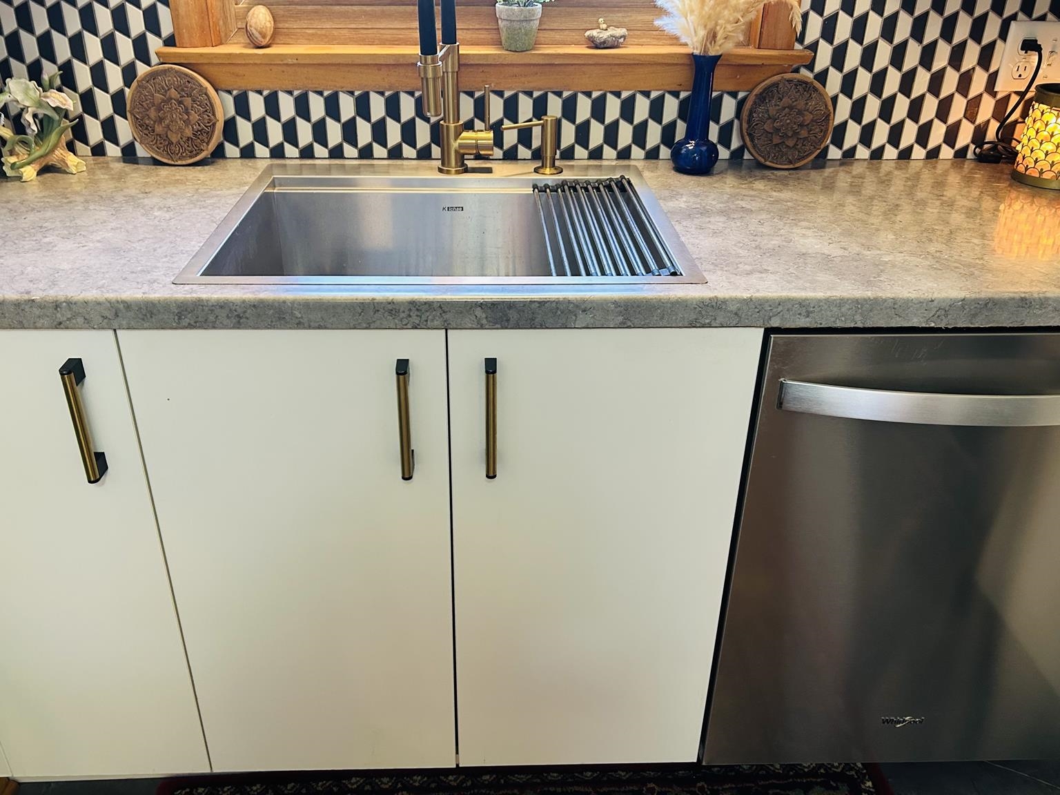 713 S MARYKNOLL AVENUE, Marshfield, Wisconsin 54449, 5 Bedrooms Bedrooms, ,2 BathroomsBathrooms,Residential,For Sale,713 S MARYKNOLL AVENUE,22601536