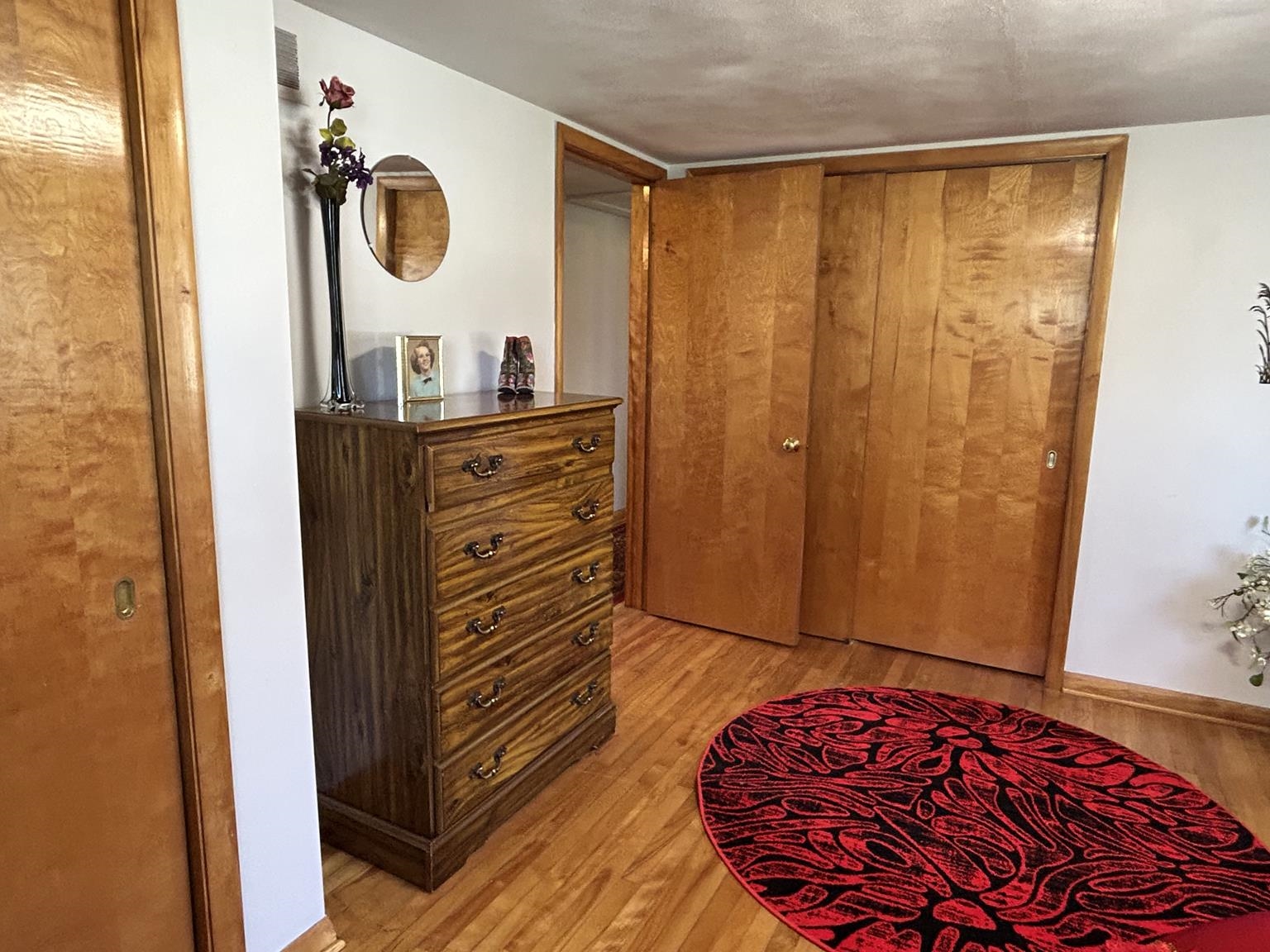 713 S MARYKNOLL AVENUE, Marshfield, Wisconsin 54449, 5 Bedrooms Bedrooms, ,2 BathroomsBathrooms,Residential,For Sale,713 S MARYKNOLL AVENUE,22601536