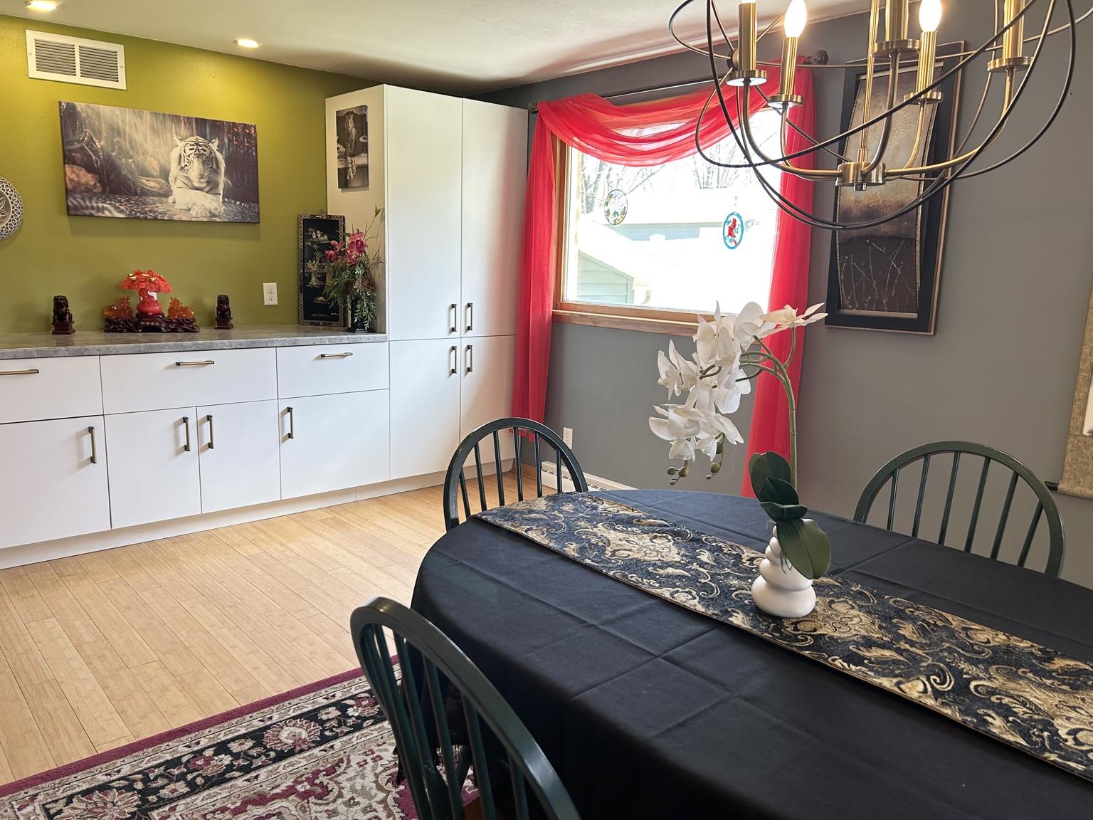 713 S MARYKNOLL AVENUE, Marshfield, Wisconsin 54449, 5 Bedrooms Bedrooms, ,2 BathroomsBathrooms,Residential,For Sale,713 S MARYKNOLL AVENUE,22601536