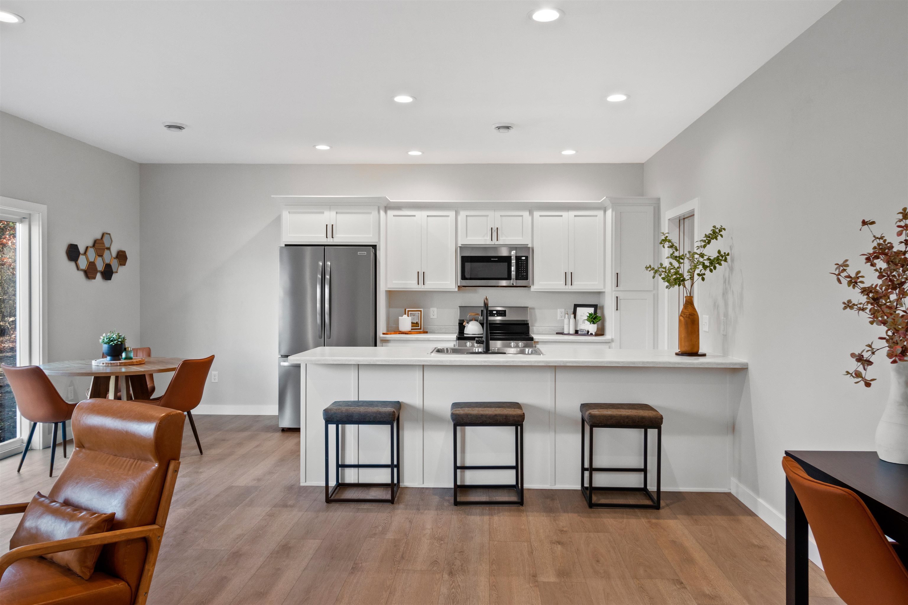 3302 BENNINGTON COURT, Plover, Wisconsin 54467, 2 Bedrooms Bedrooms, ,2 BathroomsBathrooms,Residential,For Sale,3302 BENNINGTON COURT,22601537