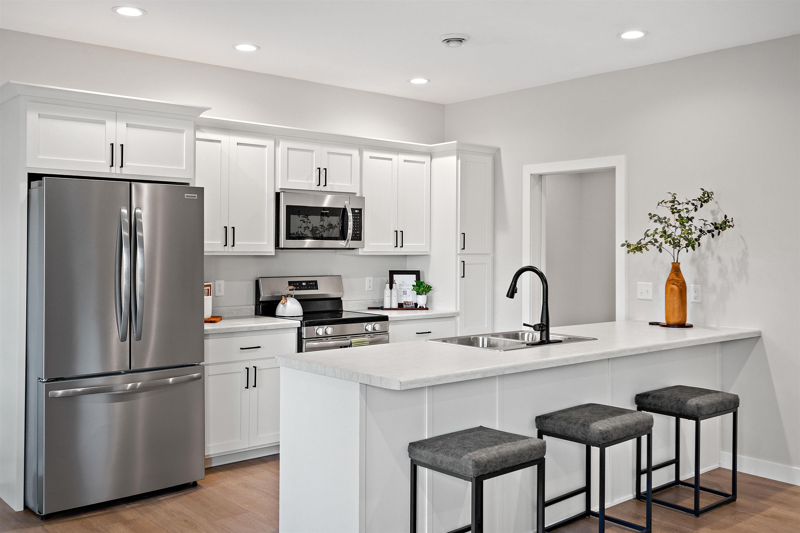 3302 BENNINGTON COURT, Plover, Wisconsin 54467, 2 Bedrooms Bedrooms, ,2 BathroomsBathrooms,Residential,For Sale,3302 BENNINGTON COURT,22601537