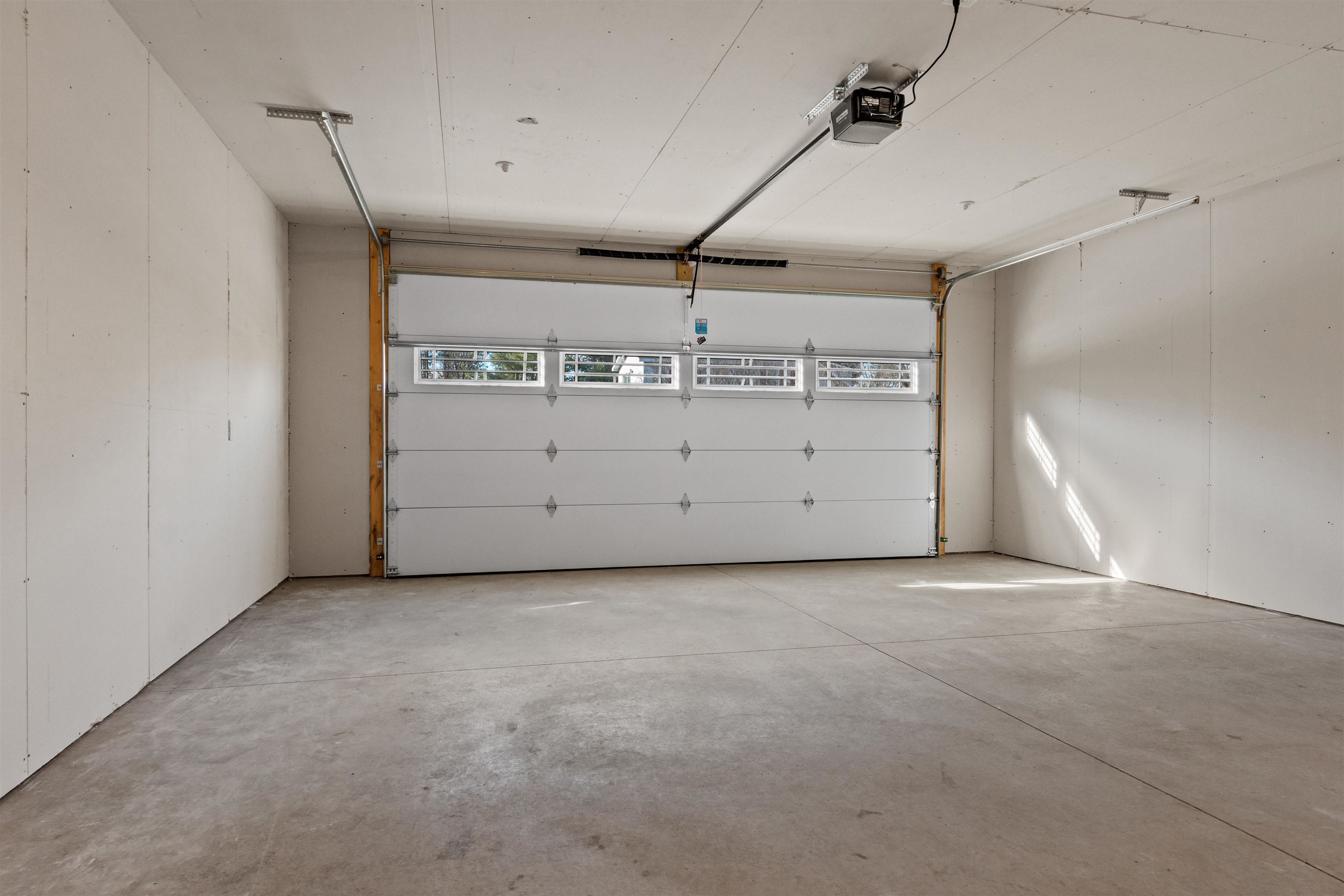 3302 BENNINGTON COURT, Plover, Wisconsin 54467, 2 Bedrooms Bedrooms, ,2 BathroomsBathrooms,Residential,For Sale,3302 BENNINGTON COURT,22601537