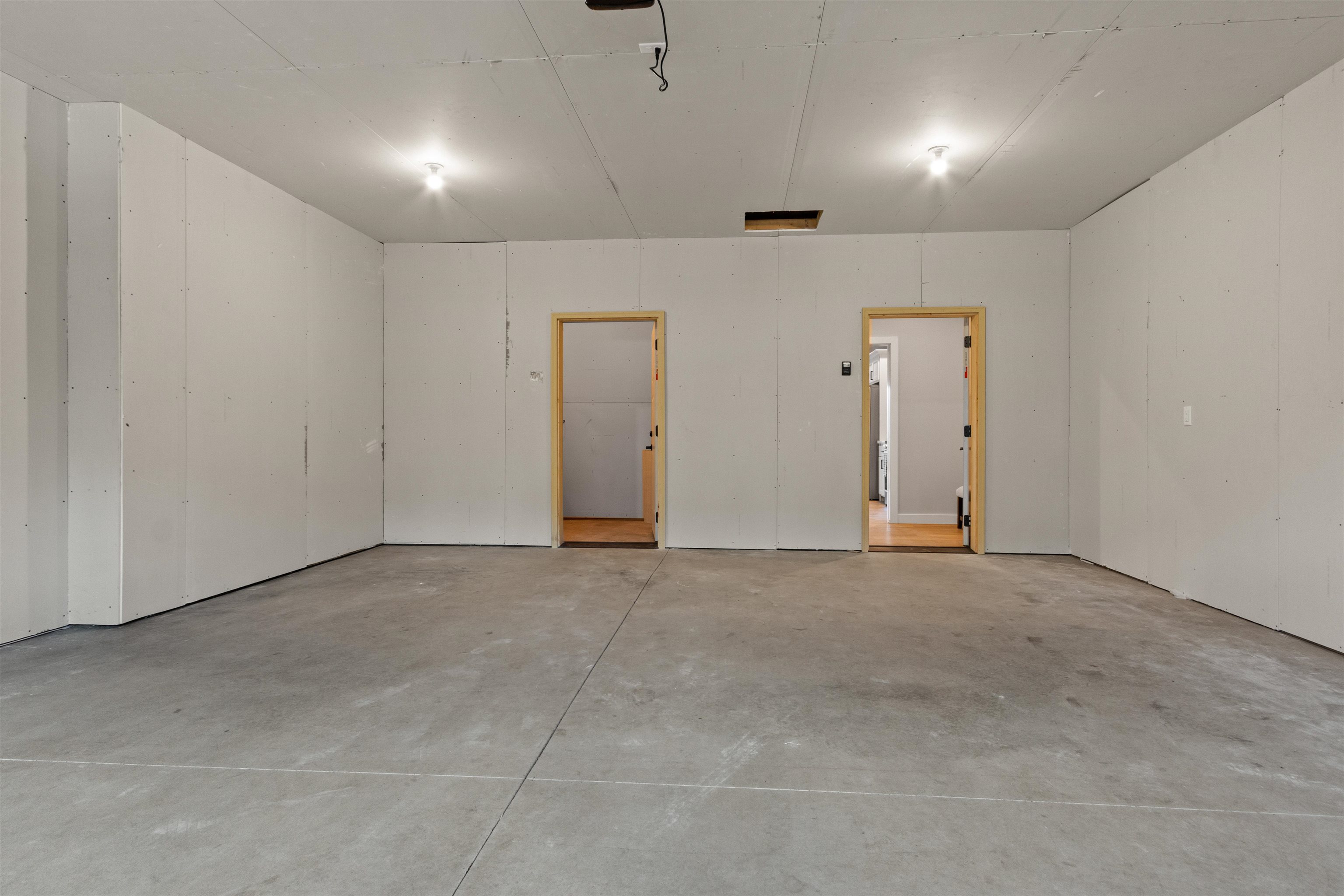 3302 BENNINGTON COURT, Plover, Wisconsin 54467, 2 Bedrooms Bedrooms, ,2 BathroomsBathrooms,Residential,For Sale,3302 BENNINGTON COURT,22601537