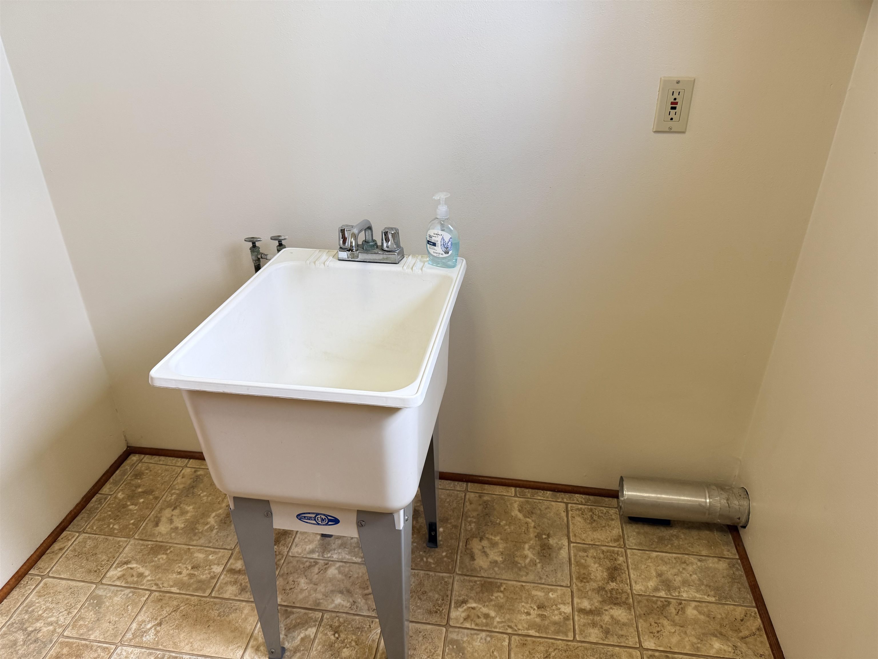 159810 LITTLE CAIN ROAD, Wausau, Wisconsin 54403, 3 Bedrooms Bedrooms, ,1 BathroomBathrooms,Residential,For Sale,159810 LITTLE CAIN ROAD,22601538