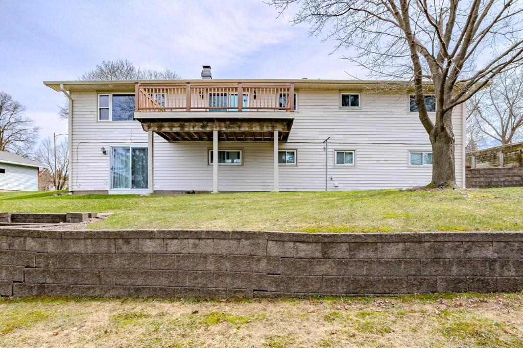 1225 SUNSET DRIVE, Wausau, Wisconsin 54401, 5 Bedrooms Bedrooms, ,2 BathroomsBathrooms,Residential,For Sale,1225 SUNSET DRIVE,22601539