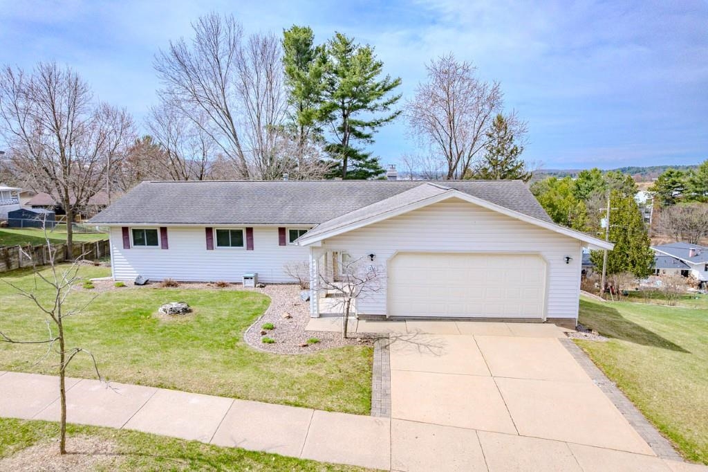 1225 SUNSET DRIVE, Wausau, Wisconsin 54401, 5 Bedrooms Bedrooms, ,2 BathroomsBathrooms,Residential,For Sale,1225 SUNSET DRIVE,22601539