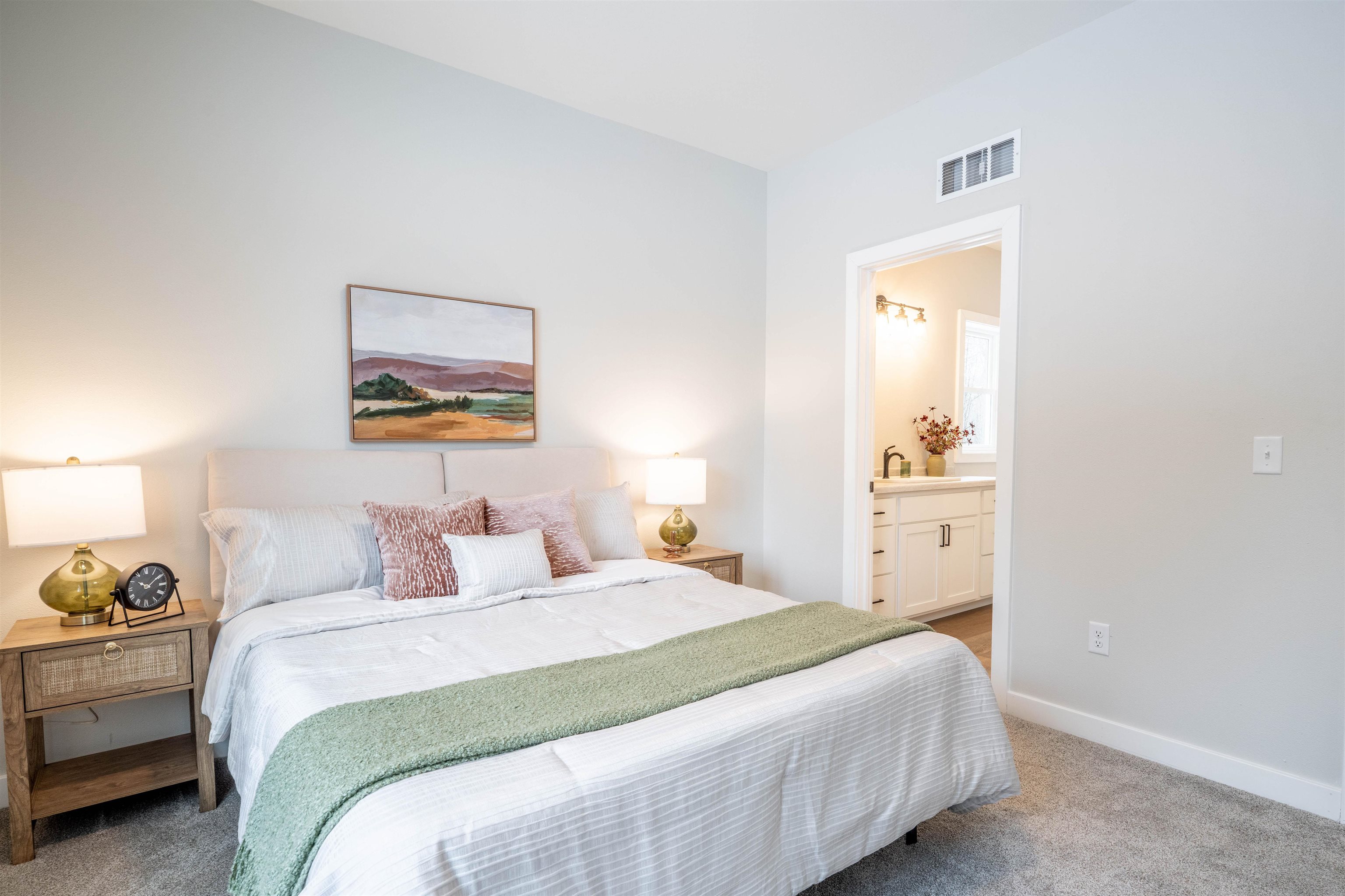 3306 BENNINGTON COURT, Plover, Wisconsin 54467, 2 Bedrooms Bedrooms, ,2 BathroomsBathrooms,Residential,For Sale,3306 BENNINGTON COURT,22601540