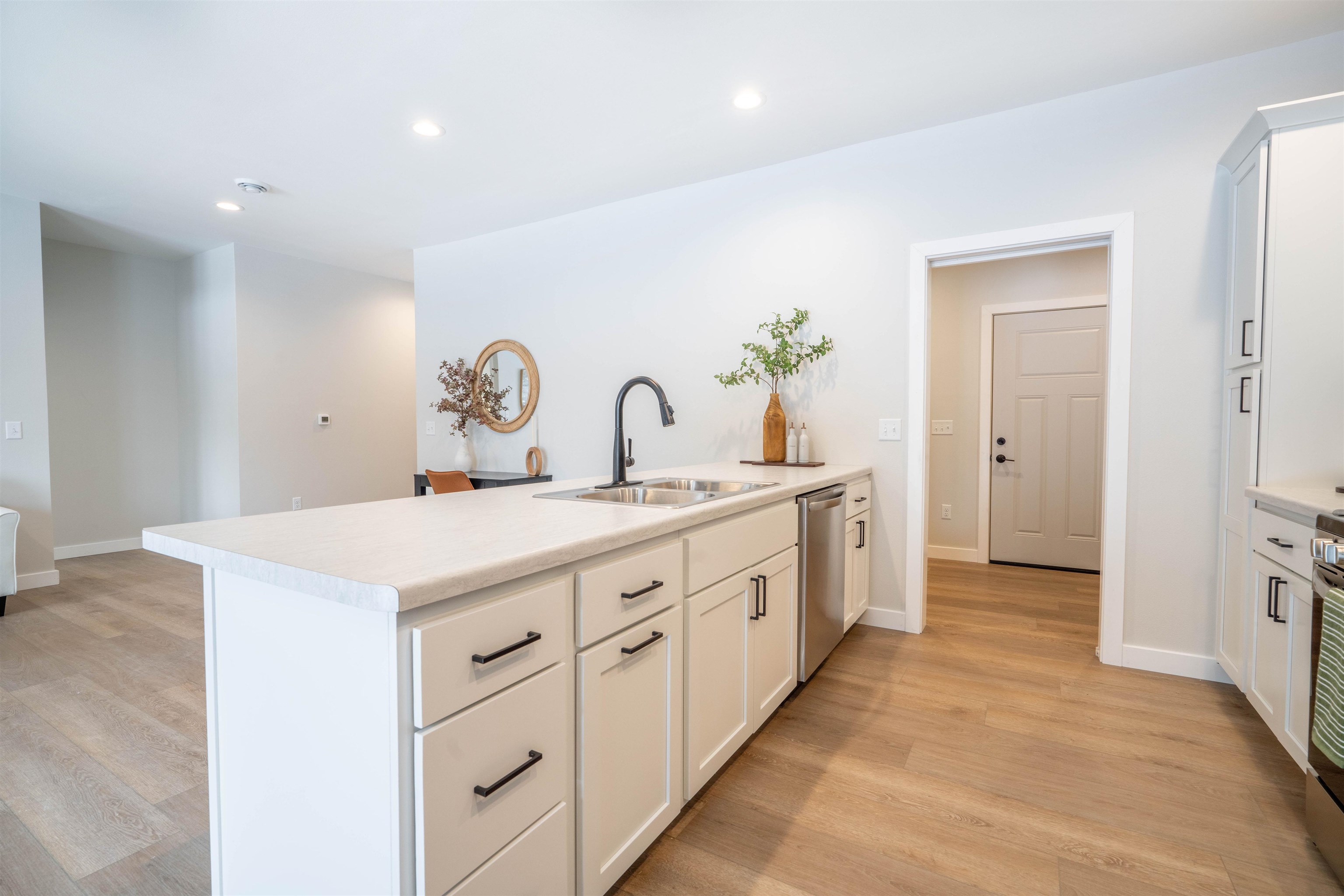 3306 BENNINGTON COURT, Plover, Wisconsin 54467, 2 Bedrooms Bedrooms, ,2 BathroomsBathrooms,Residential,For Sale,3306 BENNINGTON COURT,22601540