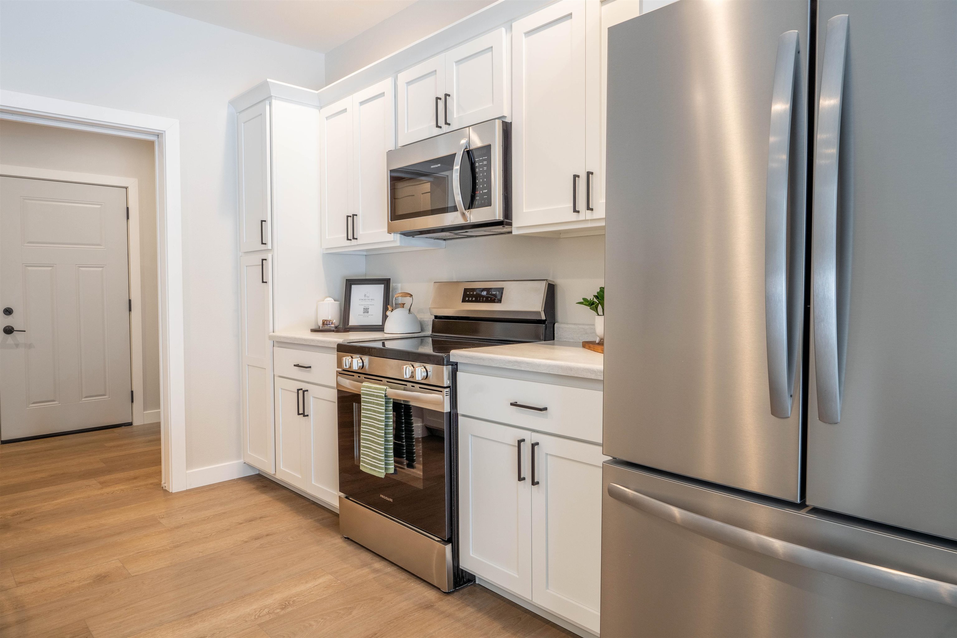 3306 BENNINGTON COURT, Plover, Wisconsin 54467, 2 Bedrooms Bedrooms, ,2 BathroomsBathrooms,Residential,For Sale,3306 BENNINGTON COURT,22601540