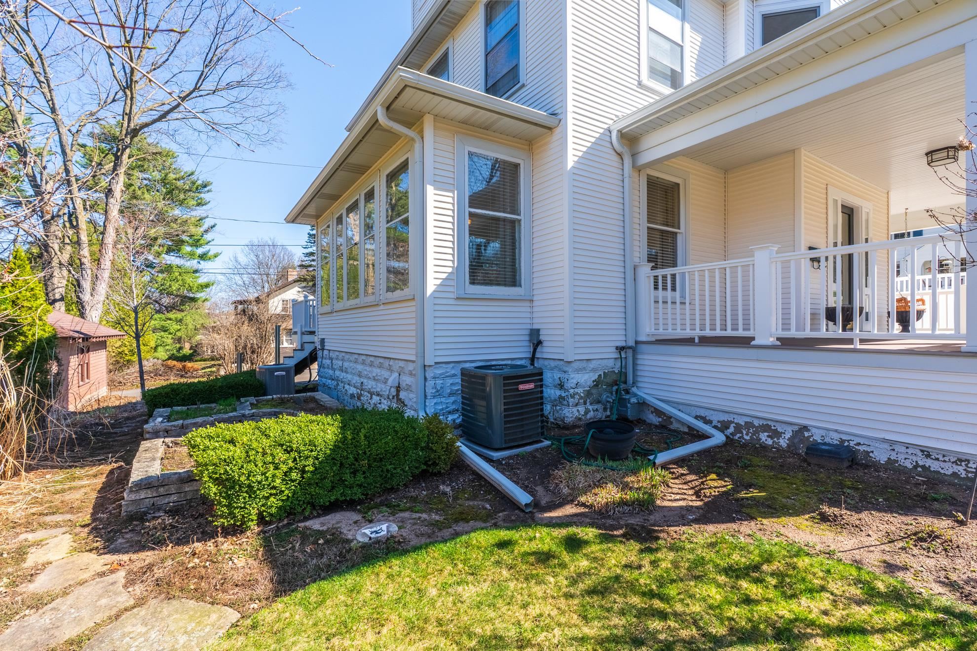 910 FULTON STREET, Wausau, Wisconsin 54403, 5 Bedrooms Bedrooms, ,2 BathroomsBathrooms,Residential,For Sale,910 FULTON STREET,22601542