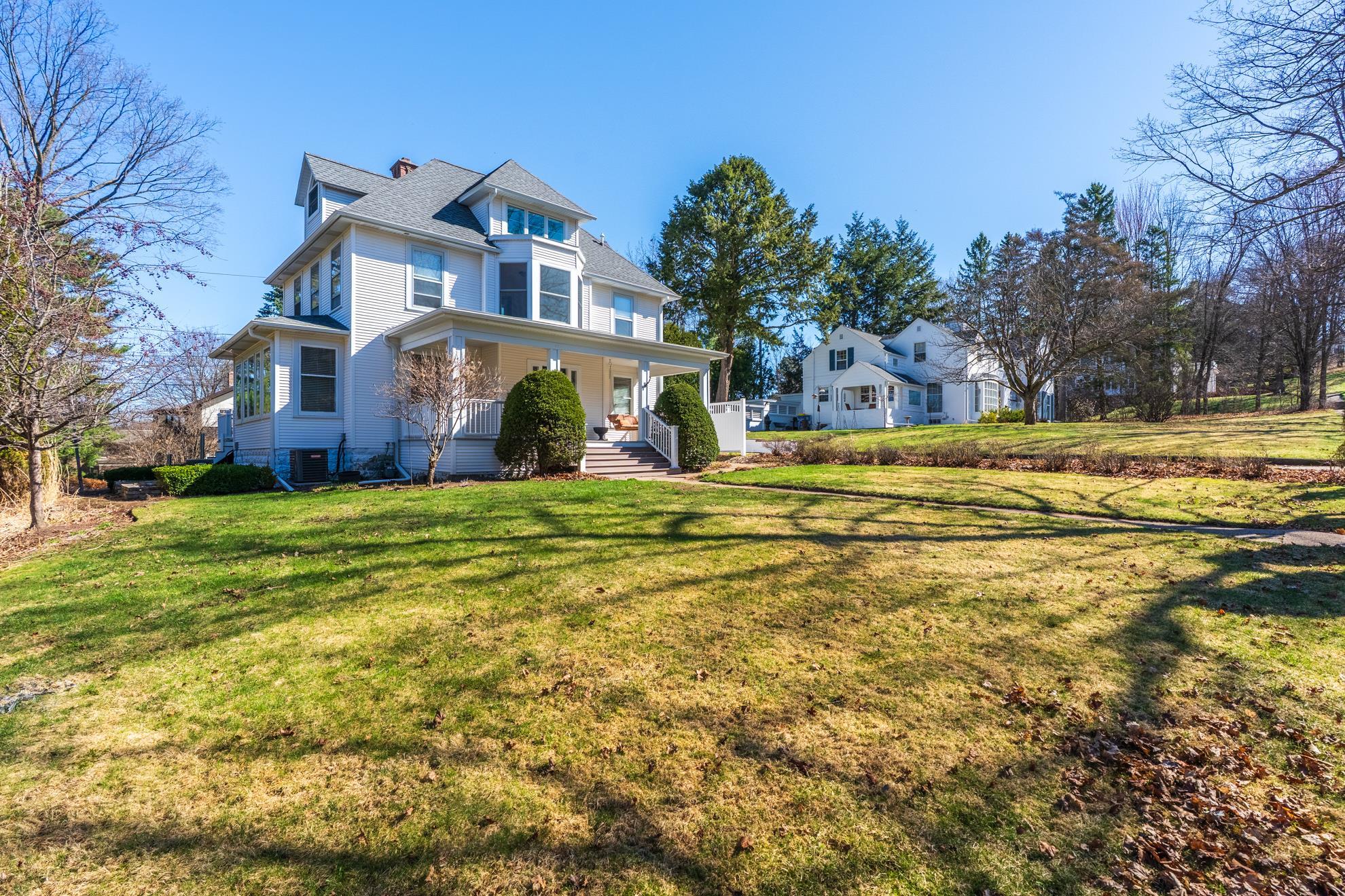 910 FULTON STREET, Wausau, Wisconsin 54403, 5 Bedrooms Bedrooms, ,2 BathroomsBathrooms,Residential,For Sale,910 FULTON STREET,22601542