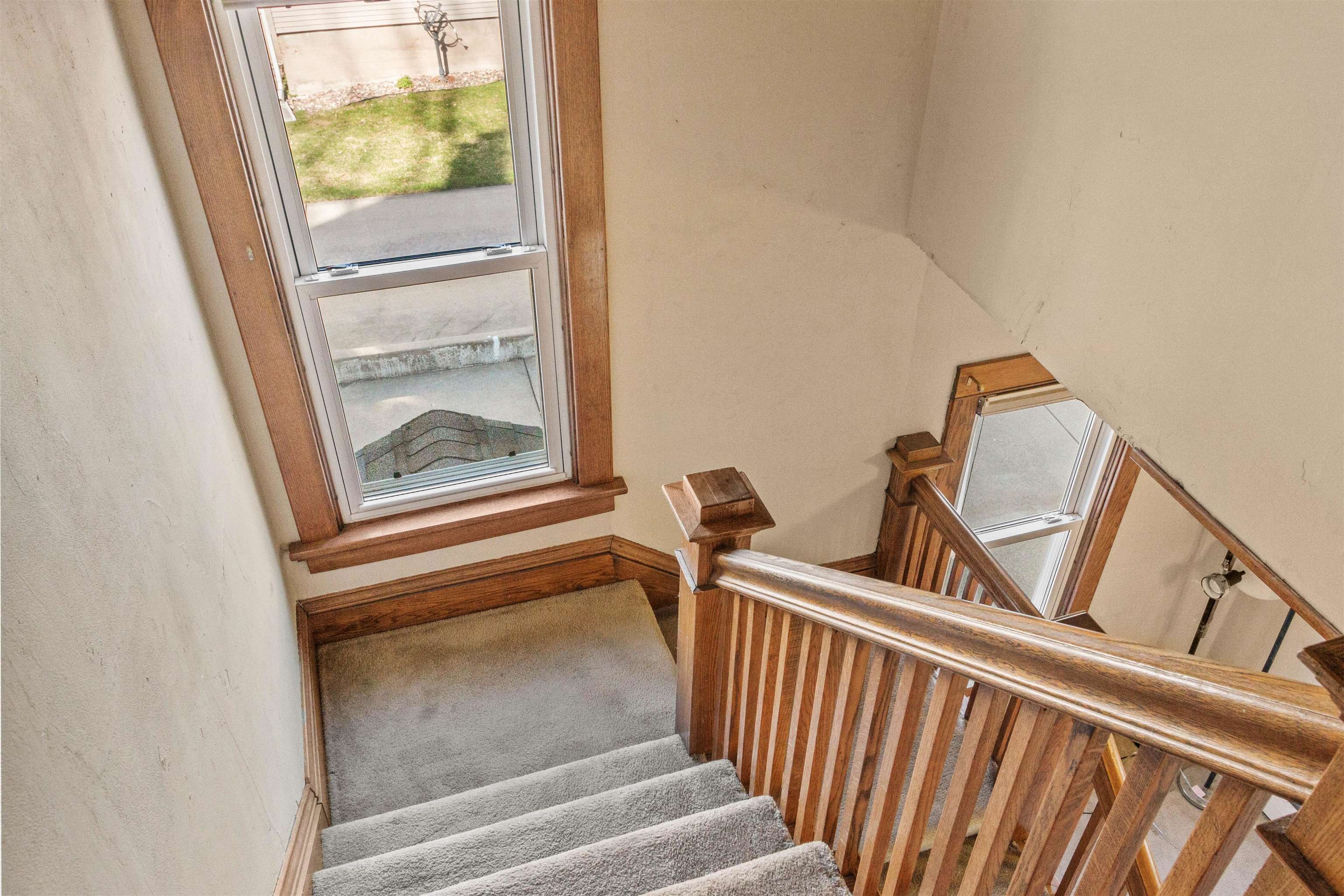 800 W 6TH STREET, Marshfield, Wisconsin 54449, 3 Bedrooms Bedrooms, ,1 BathroomBathrooms,Residential,For Sale,800 W 6TH STREET,22601549