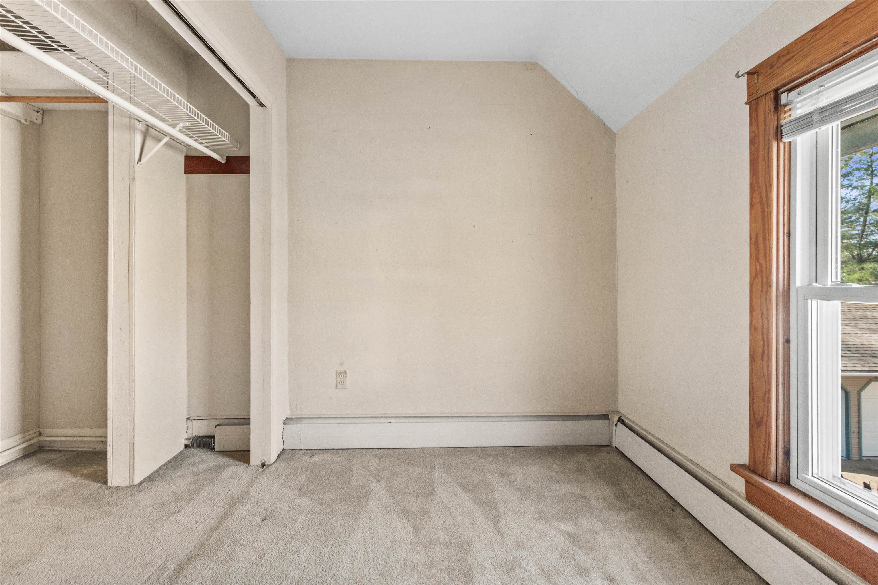 800 W 6TH STREET, Marshfield, Wisconsin 54449, 3 Bedrooms Bedrooms, ,1 BathroomBathrooms,Residential,For Sale,800 W 6TH STREET,22601549