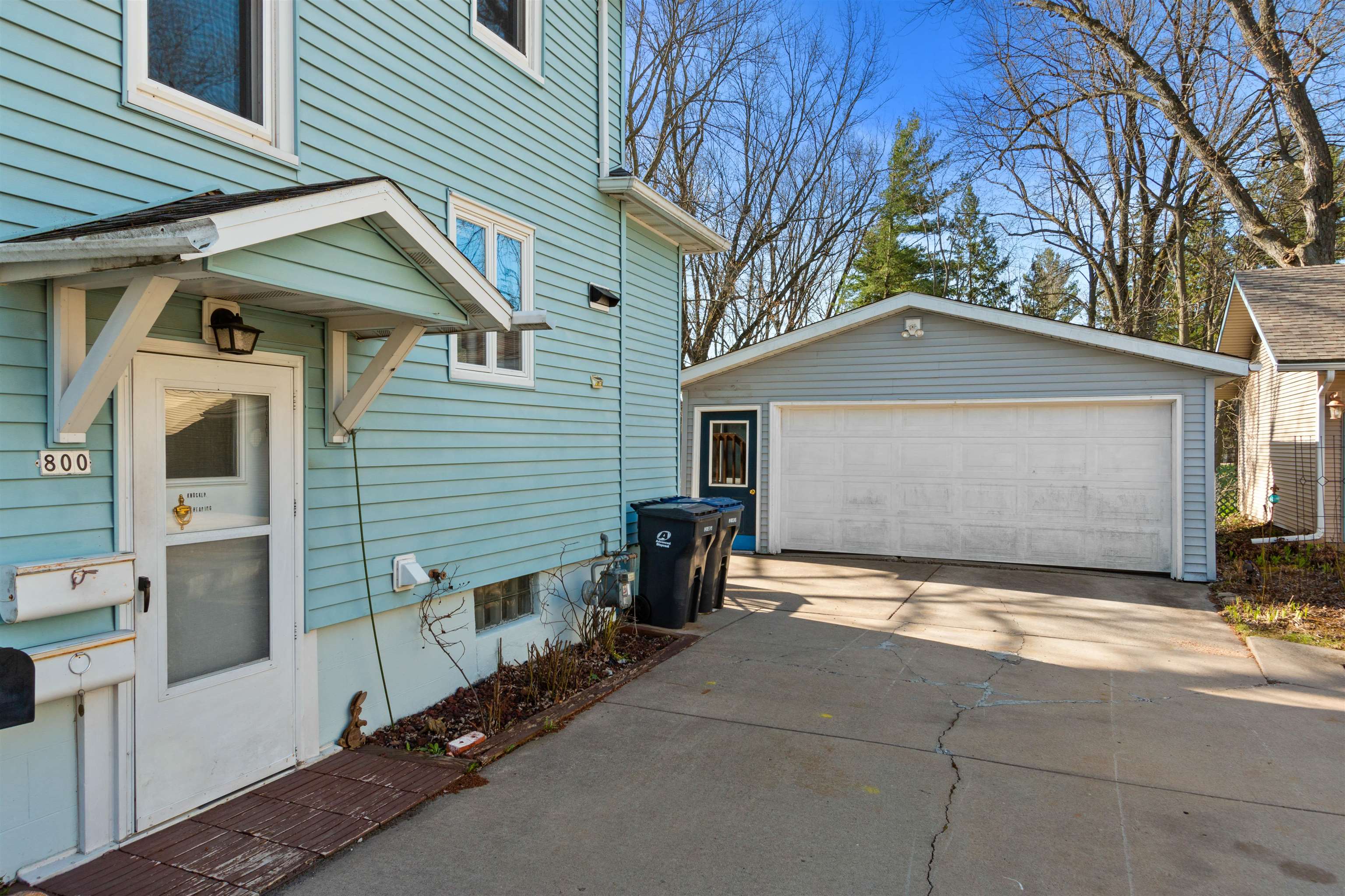 800 W 6TH STREET, Marshfield, Wisconsin 54449, 3 Bedrooms Bedrooms, ,1 BathroomBathrooms,Residential,For Sale,800 W 6TH STREET,22601549