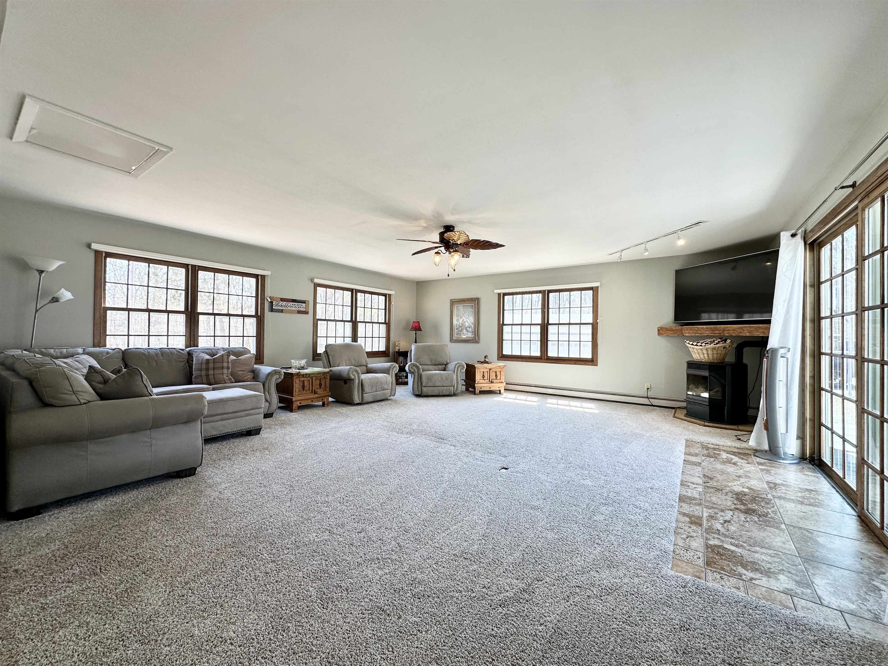 4373 AIRPORT ROAD, Crandon, Wisconsin 54520, 4 Bedrooms Bedrooms, ,2 BathroomsBathrooms,Residential,For Sale,4373 AIRPORT ROAD,22601550