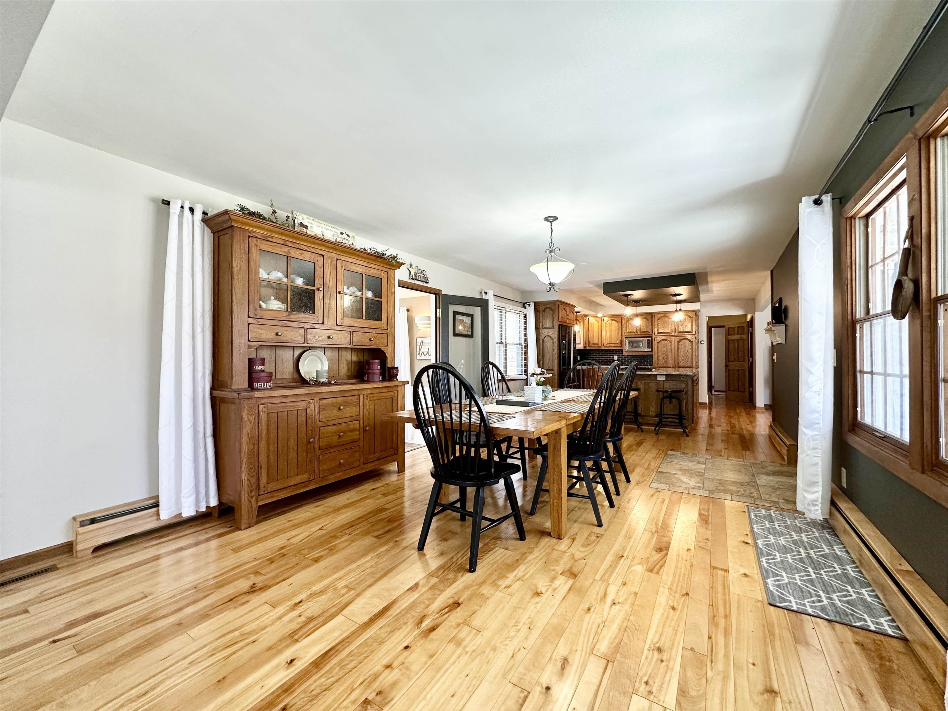 4373 AIRPORT ROAD, Crandon, Wisconsin 54520, 4 Bedrooms Bedrooms, ,2 BathroomsBathrooms,Residential,For Sale,4373 AIRPORT ROAD,22601550