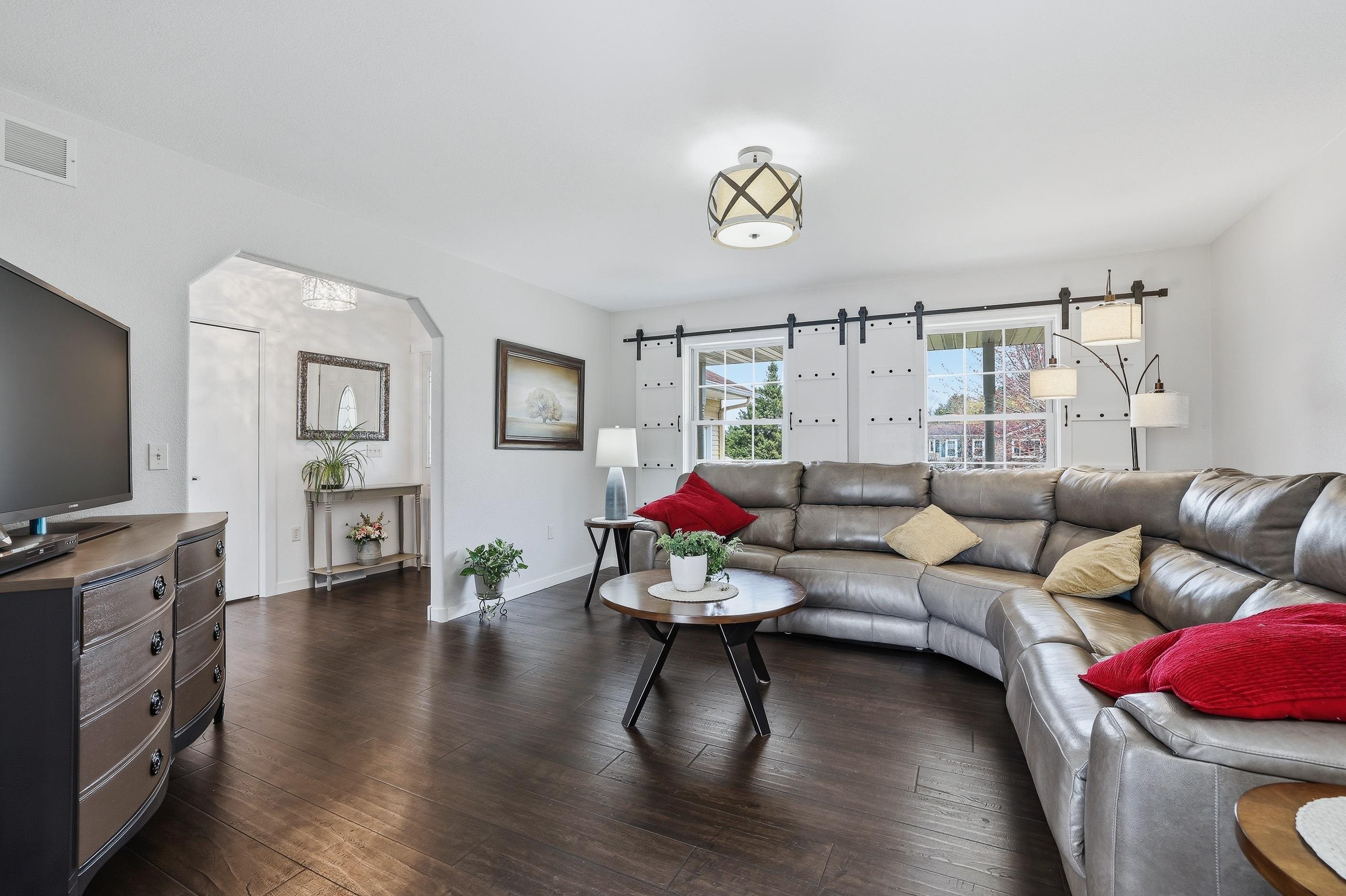 3200 MIRAGE CIRCLE, Plover, Wisconsin 54467, 4 Bedrooms Bedrooms, ,3 BathroomsBathrooms,Residential,For Sale,3200 MIRAGE CIRCLE,22601552