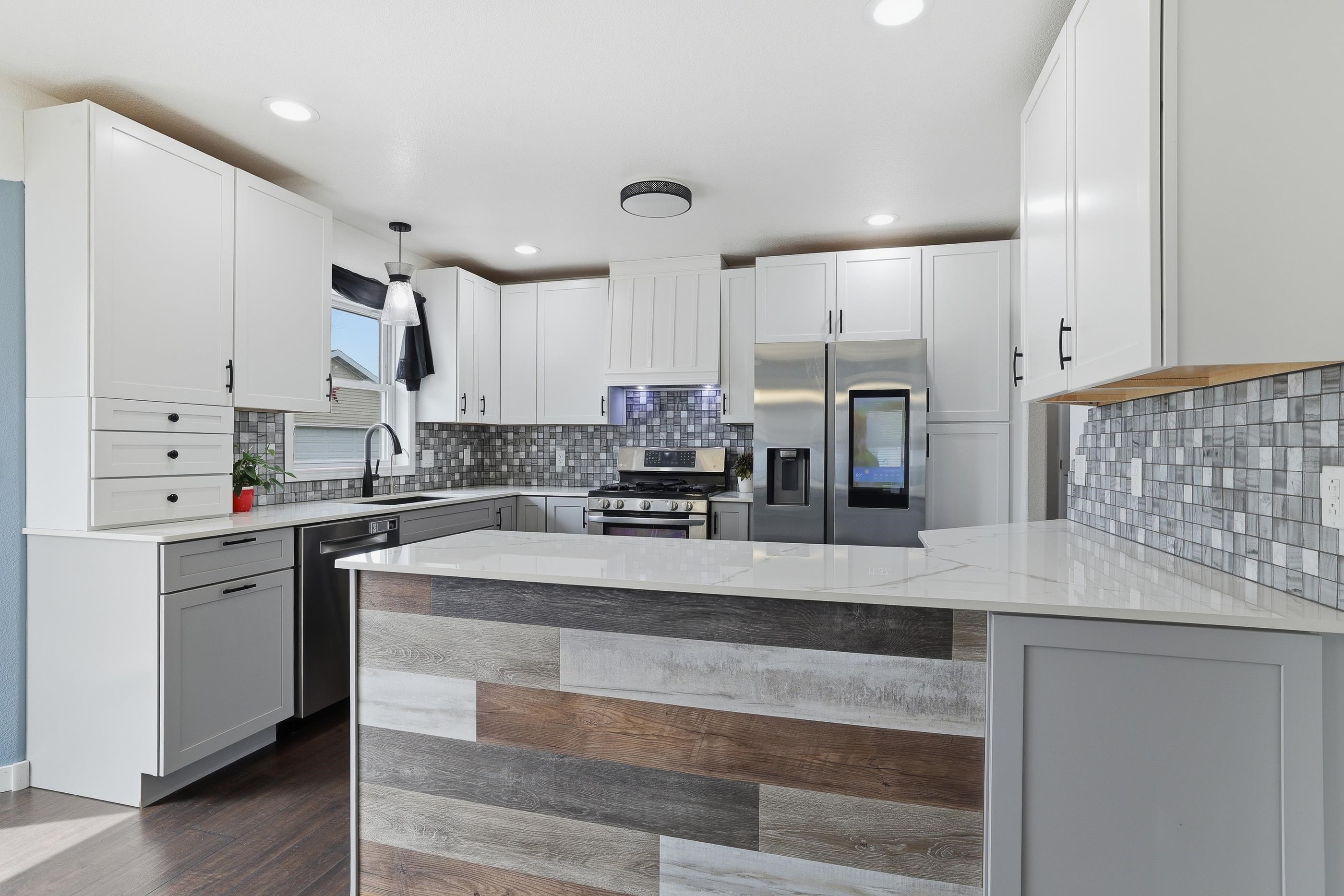 3200 MIRAGE CIRCLE, Plover, Wisconsin 54467, 4 Bedrooms Bedrooms, ,3 BathroomsBathrooms,Residential,For Sale,3200 MIRAGE CIRCLE,22601552