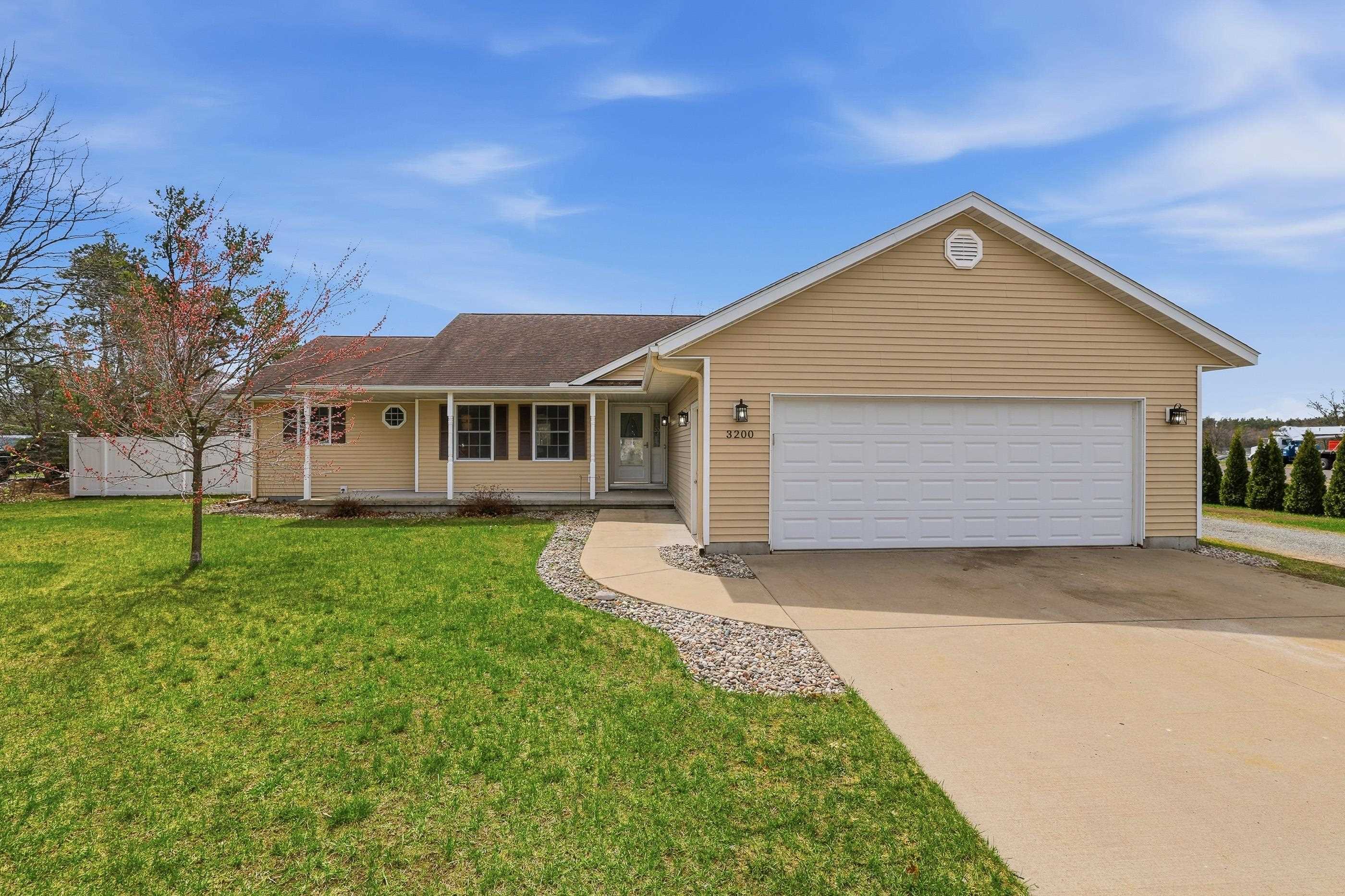 3200 MIRAGE CIRCLE, Plover, Wisconsin 54467, 4 Bedrooms Bedrooms, ,3 BathroomsBathrooms,Residential,For Sale,3200 MIRAGE CIRCLE,22601552