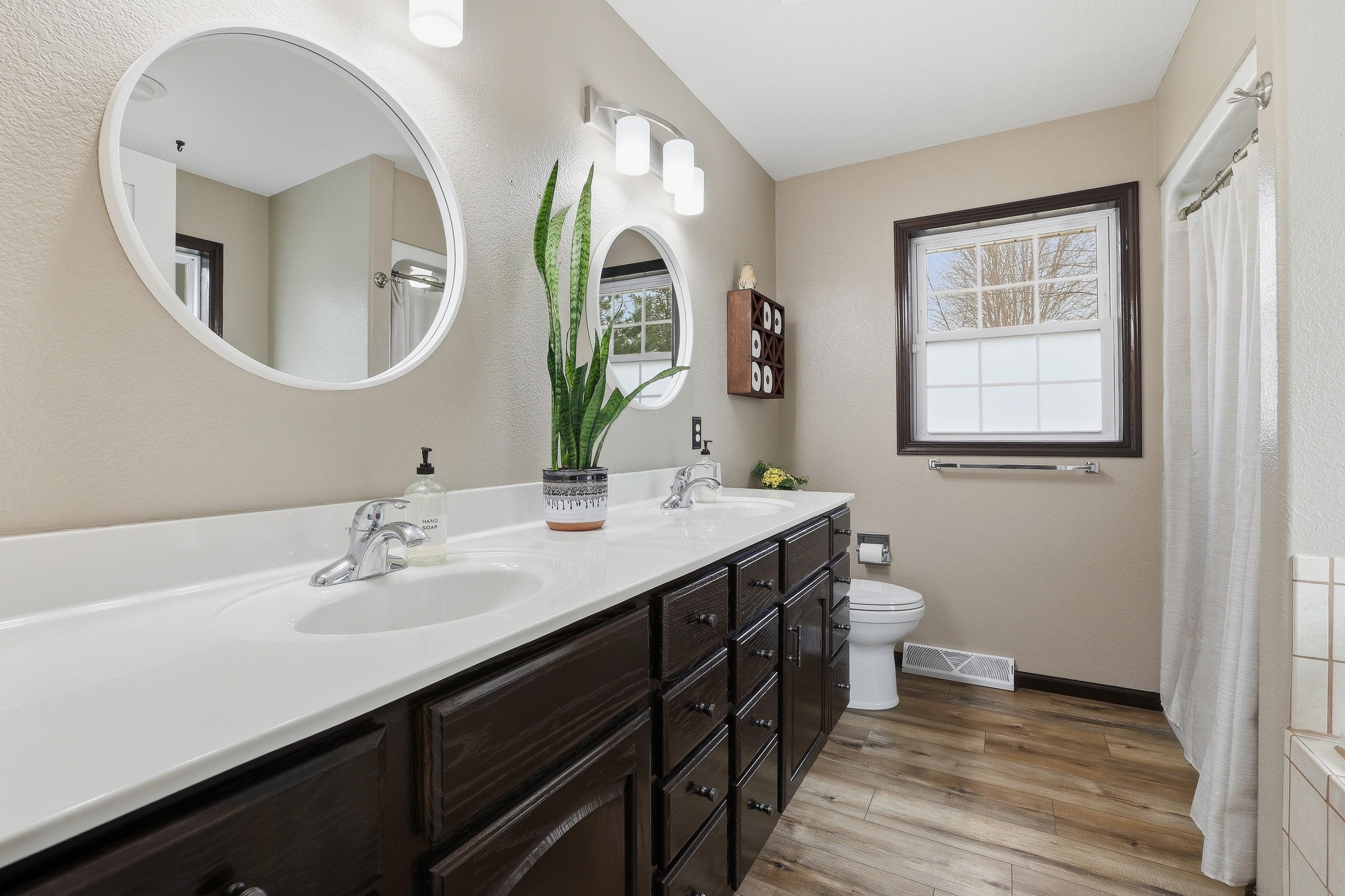 3200 MIRAGE CIRCLE, Plover, Wisconsin 54467, 4 Bedrooms Bedrooms, ,3 BathroomsBathrooms,Residential,For Sale,3200 MIRAGE CIRCLE,22601552