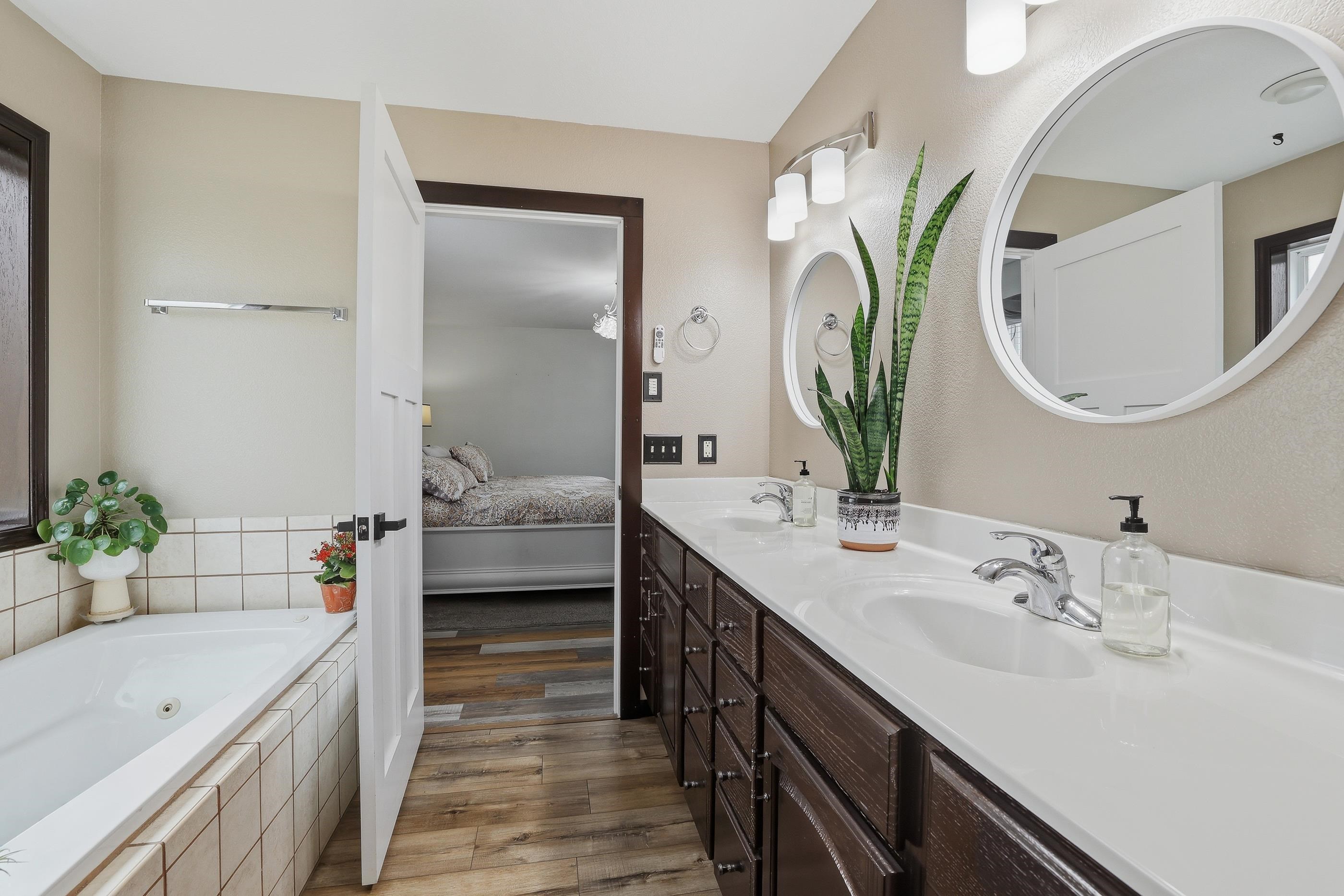 3200 MIRAGE CIRCLE, Plover, Wisconsin 54467, 4 Bedrooms Bedrooms, ,3 BathroomsBathrooms,Residential,For Sale,3200 MIRAGE CIRCLE,22601552