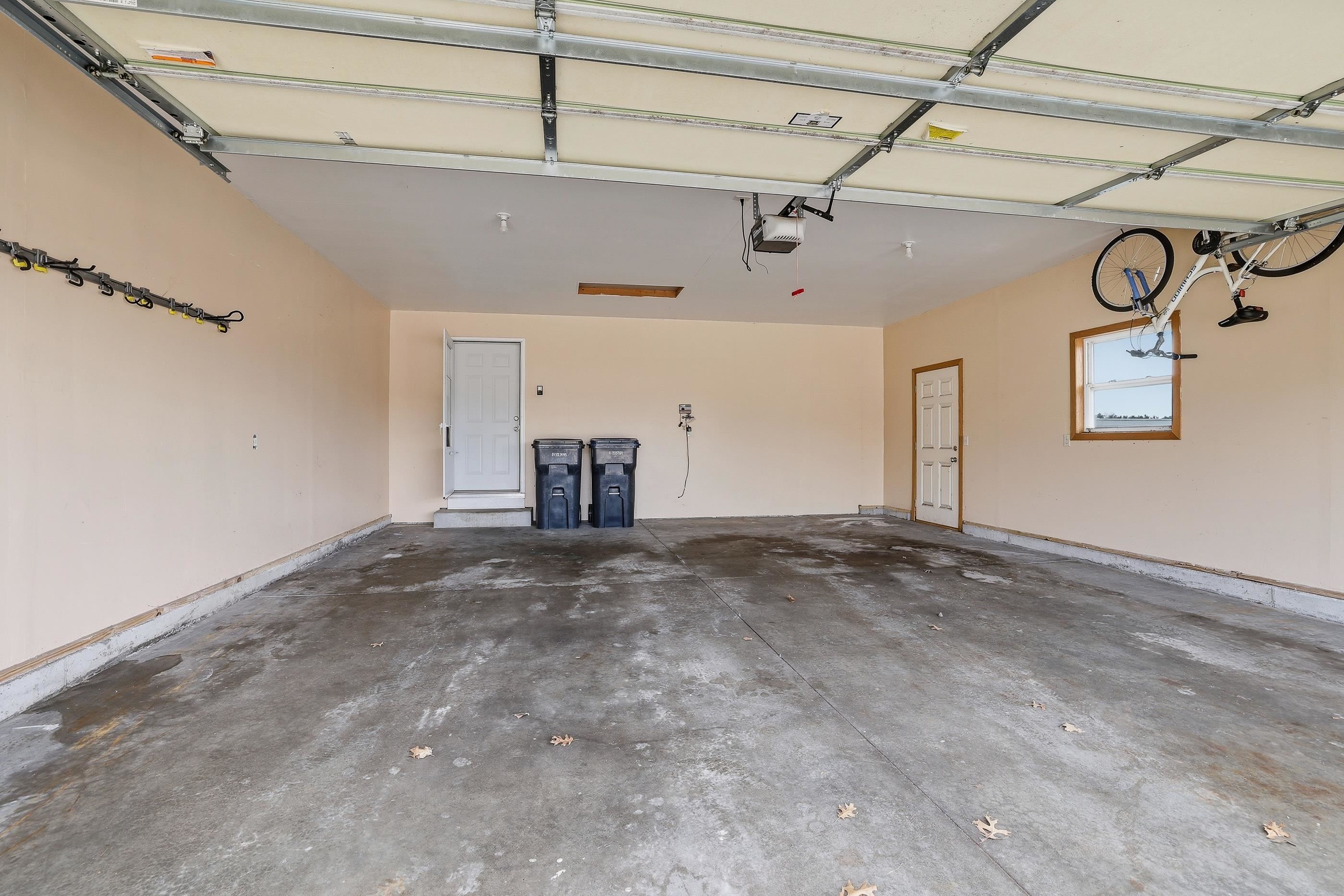 3200 MIRAGE CIRCLE, Plover, Wisconsin 54467, 4 Bedrooms Bedrooms, ,3 BathroomsBathrooms,Residential,For Sale,3200 MIRAGE CIRCLE,22601552