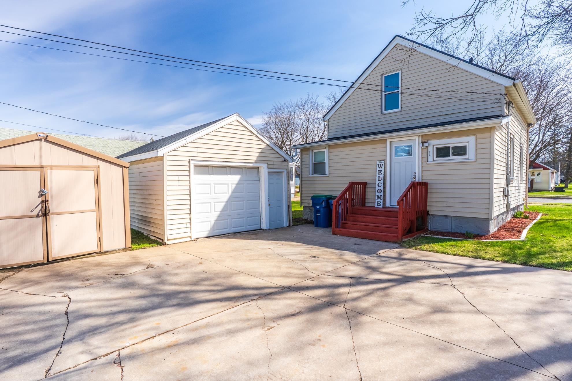 1002 N 9TH AVENUE, Wausau, Wisconsin 54401, 2 Bedrooms Bedrooms, ,1 BathroomBathrooms,Residential,For Sale,1002 N 9TH AVENUE,22601554