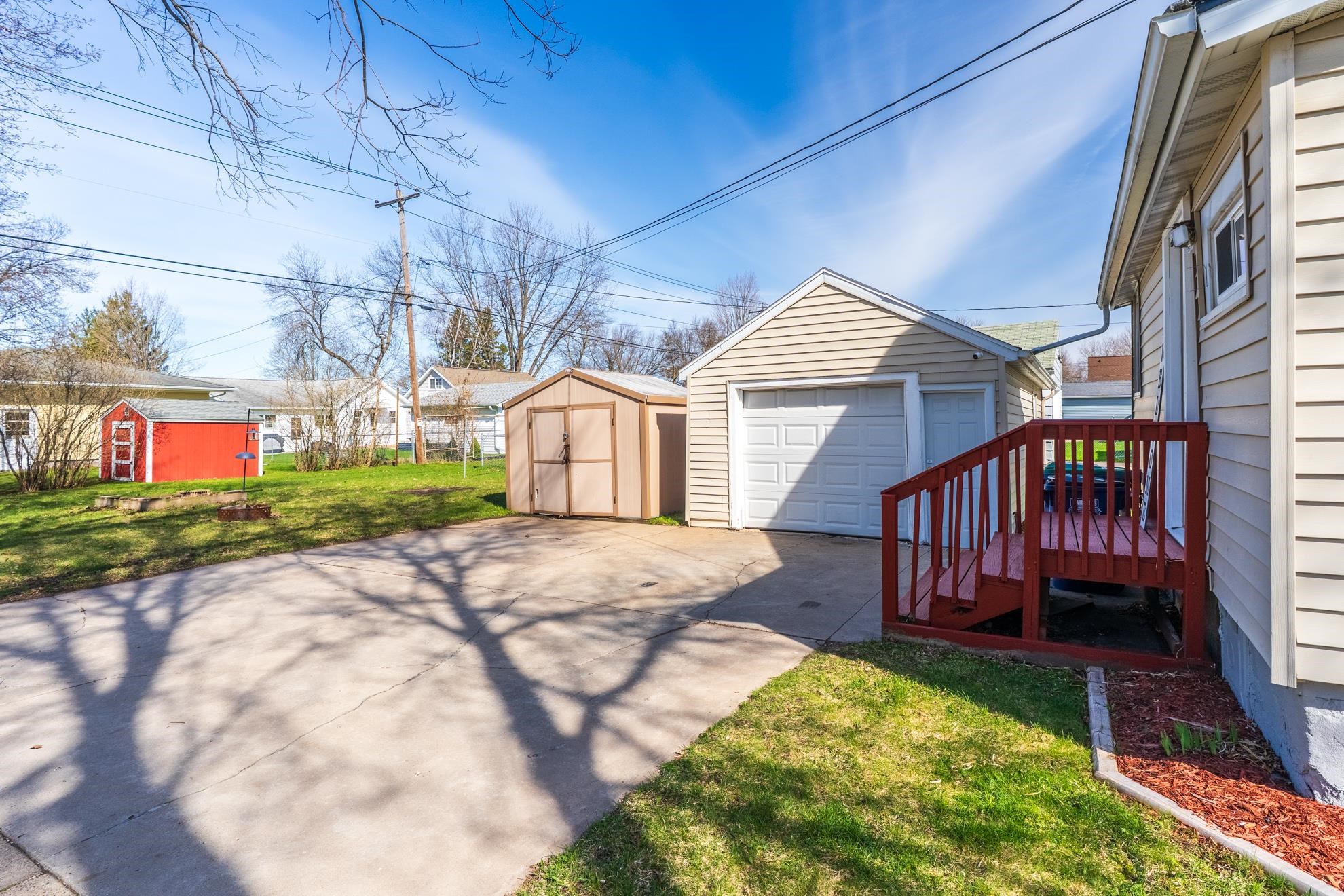 1002 N 9TH AVENUE, Wausau, Wisconsin 54401, 2 Bedrooms Bedrooms, ,1 BathroomBathrooms,Residential,For Sale,1002 N 9TH AVENUE,22601554