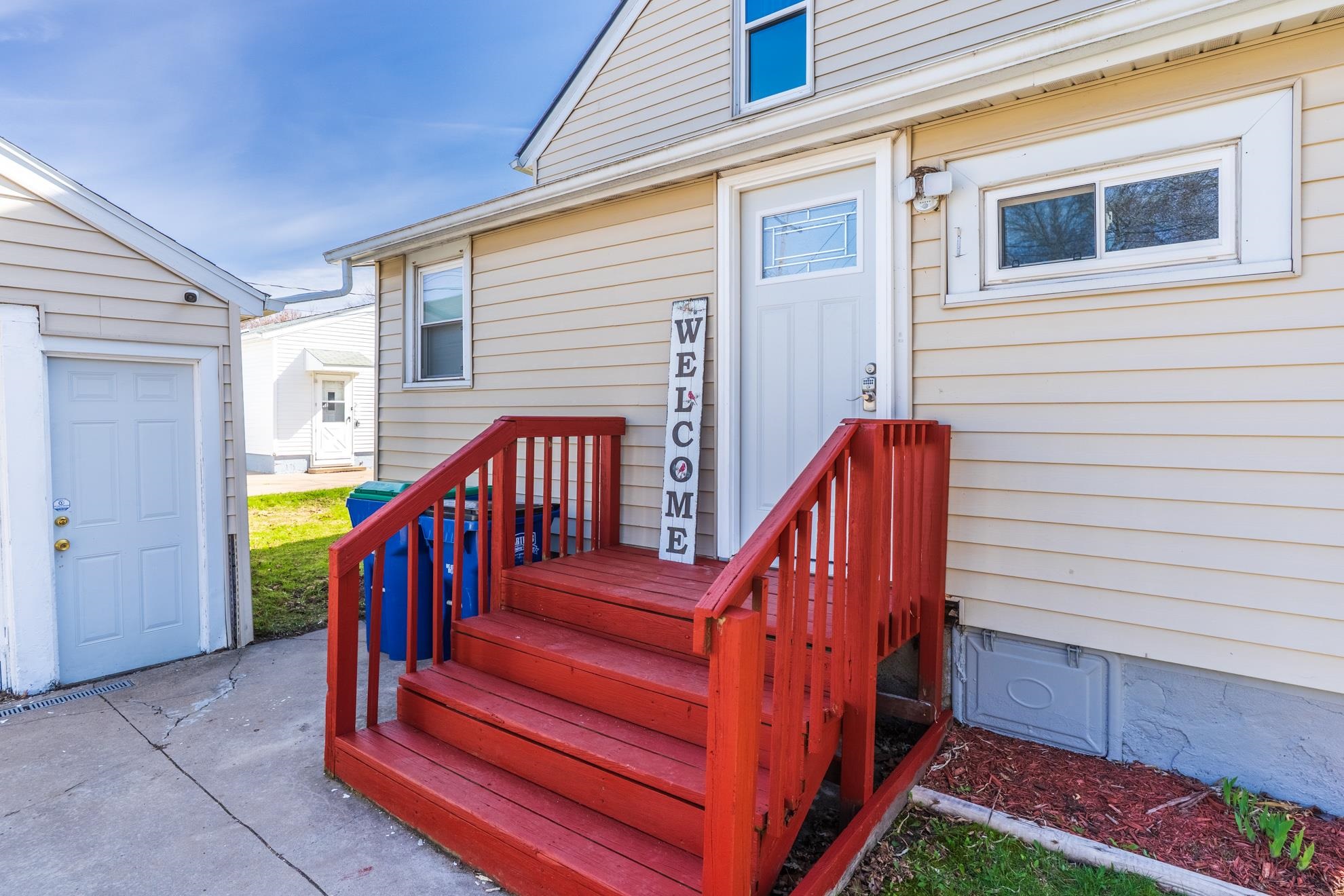 1002 N 9TH AVENUE, Wausau, Wisconsin 54401, 2 Bedrooms Bedrooms, ,1 BathroomBathrooms,Residential,For Sale,1002 N 9TH AVENUE,22601554