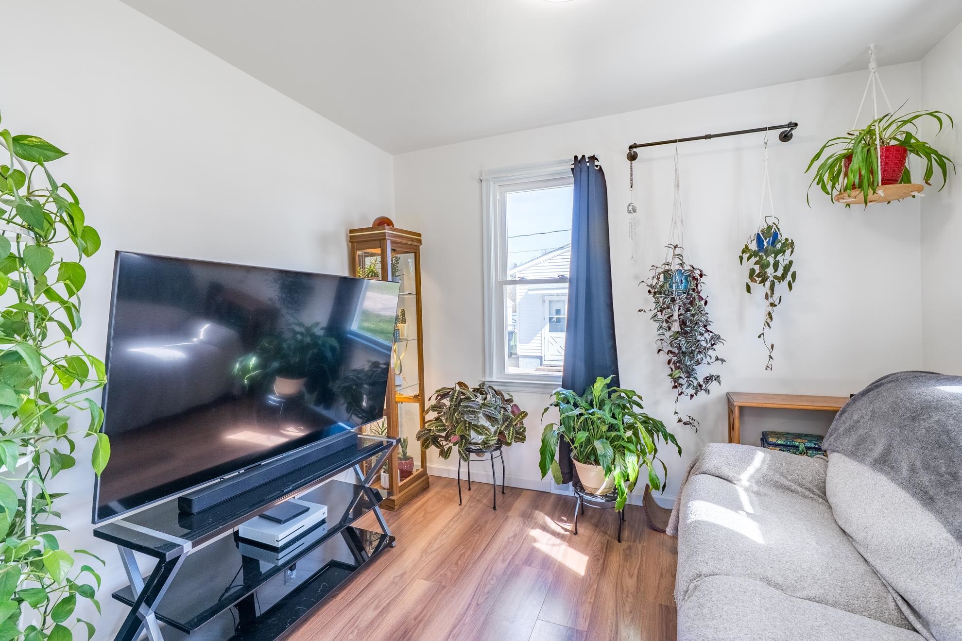 1002 N 9TH AVENUE, Wausau, Wisconsin 54401, 2 Bedrooms Bedrooms, ,1 BathroomBathrooms,Residential,For Sale,1002 N 9TH AVENUE,22601554