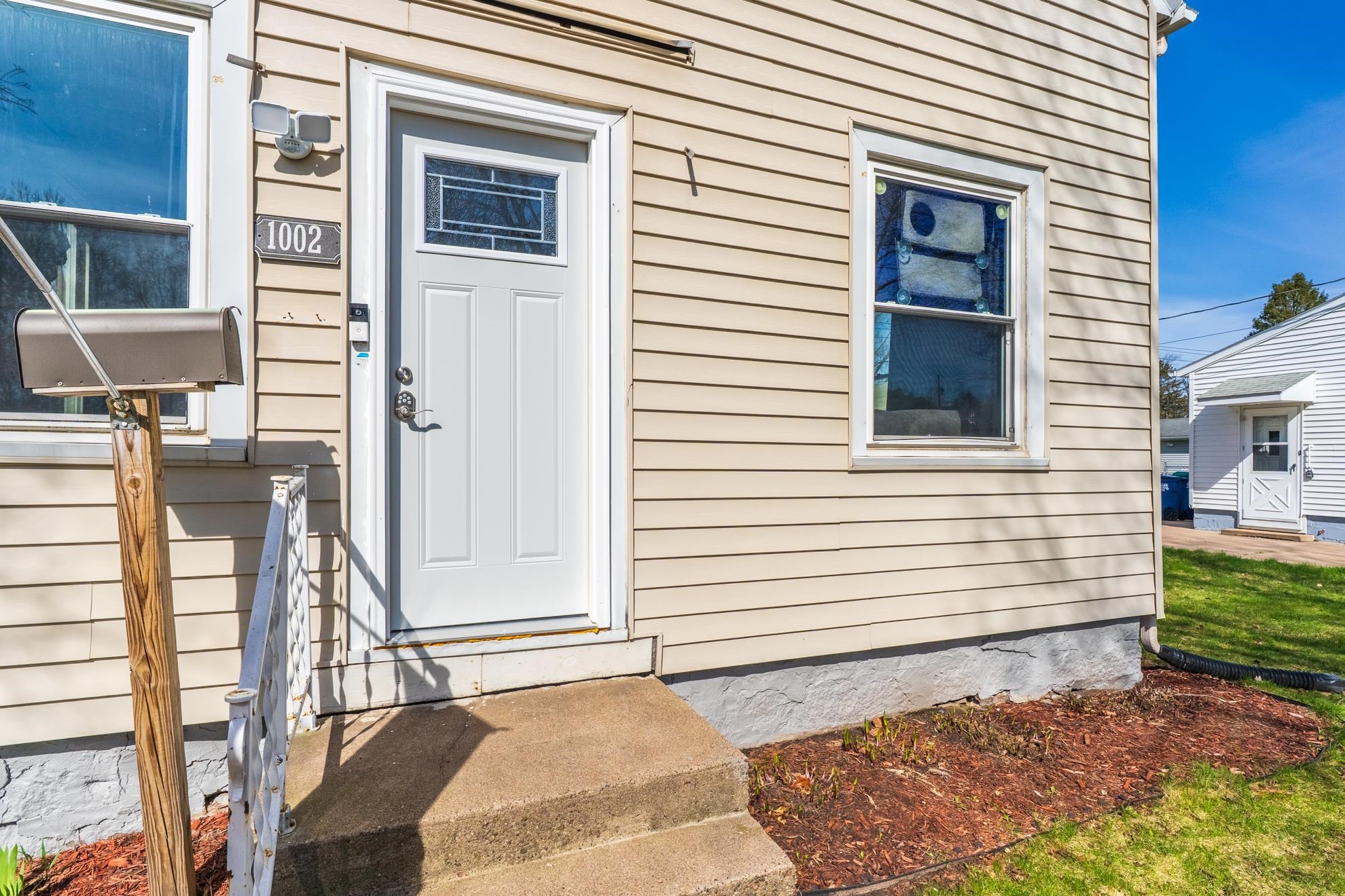 1002 N 9TH AVENUE, Wausau, Wisconsin 54401, 2 Bedrooms Bedrooms, ,1 BathroomBathrooms,Residential,For Sale,1002 N 9TH AVENUE,22601554