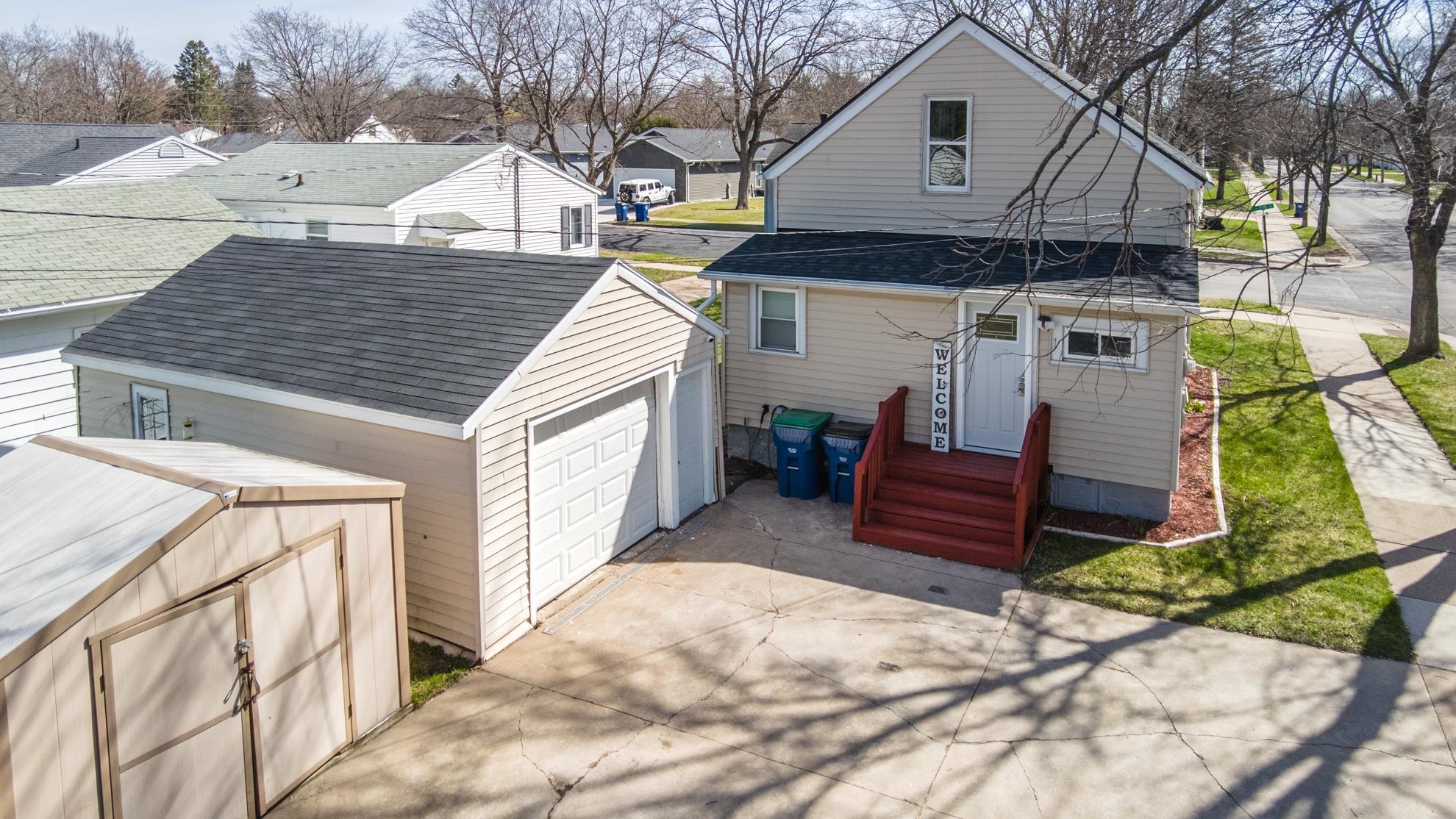 1002 N 9TH AVENUE, Wausau, Wisconsin 54401, 2 Bedrooms Bedrooms, ,1 BathroomBathrooms,Residential,For Sale,1002 N 9TH AVENUE,22601554